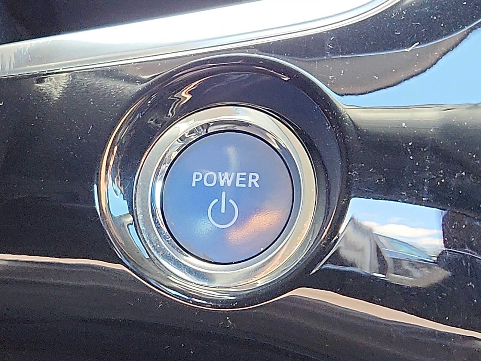 Thumbnail: 2018 Toyota Prius Prime - 25