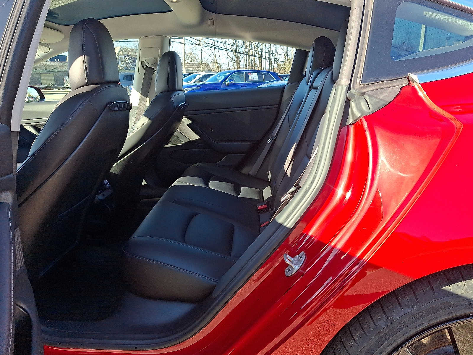 Thumbnail: 2018 Tesla Model 3 - 11