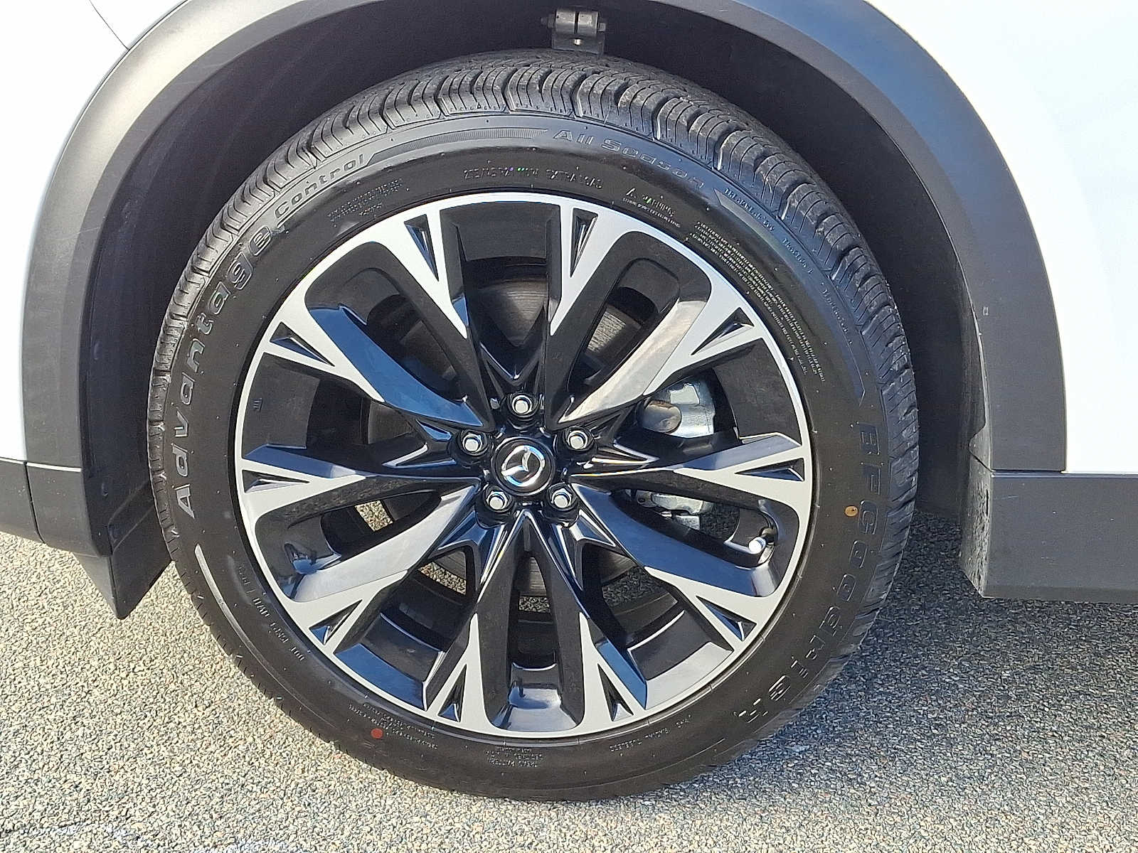 Thumbnail: 2024 Mazda CX-90 - 9