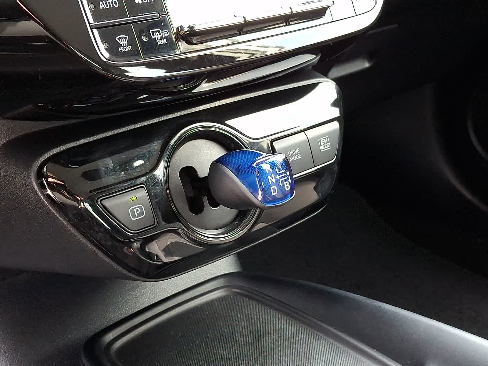 Thumbnail: 2021 Toyota Prius - 17