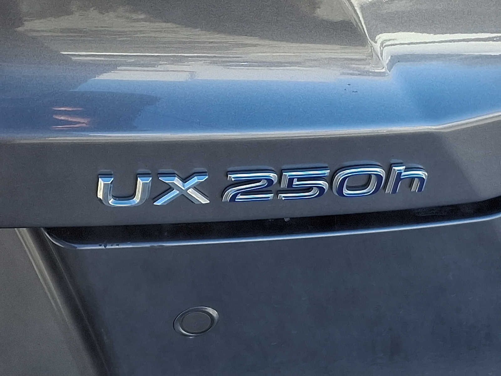 Thumbnail: 2019 Lexus UX - 32