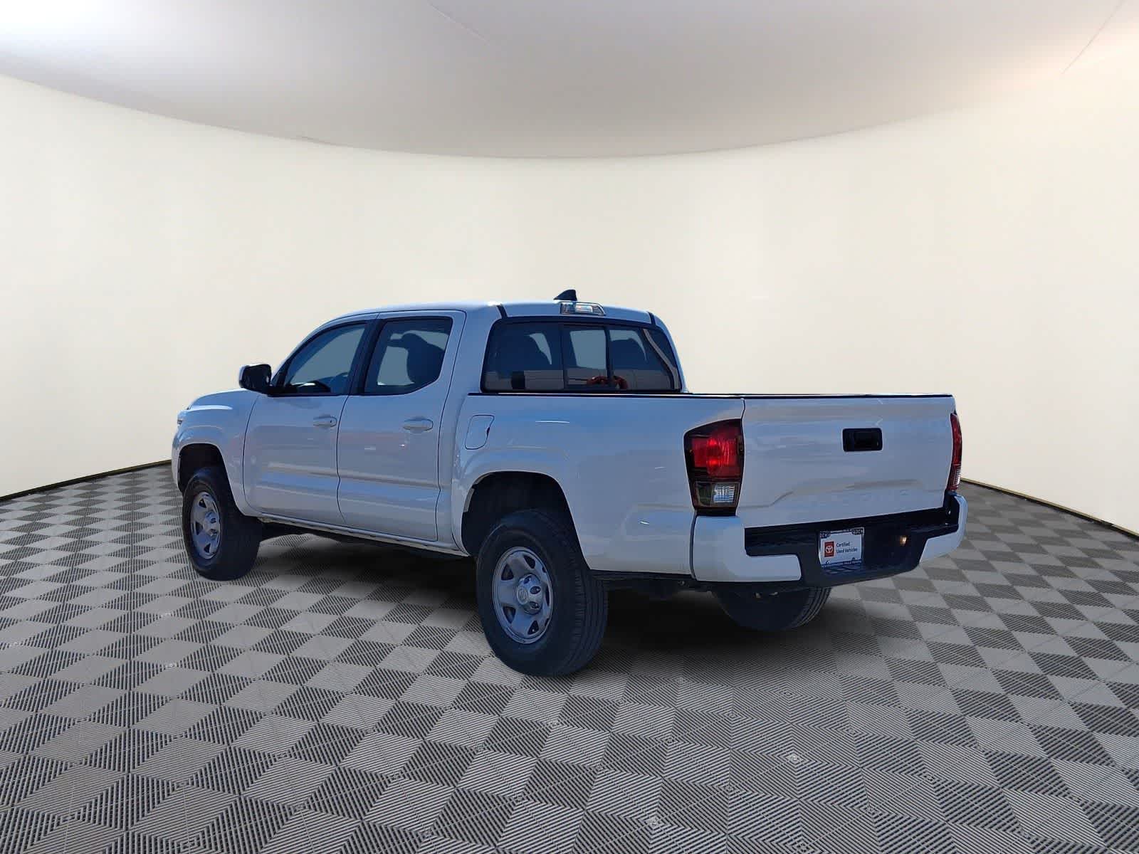 Thumbnail: 2023 Toyota Tacoma - 9