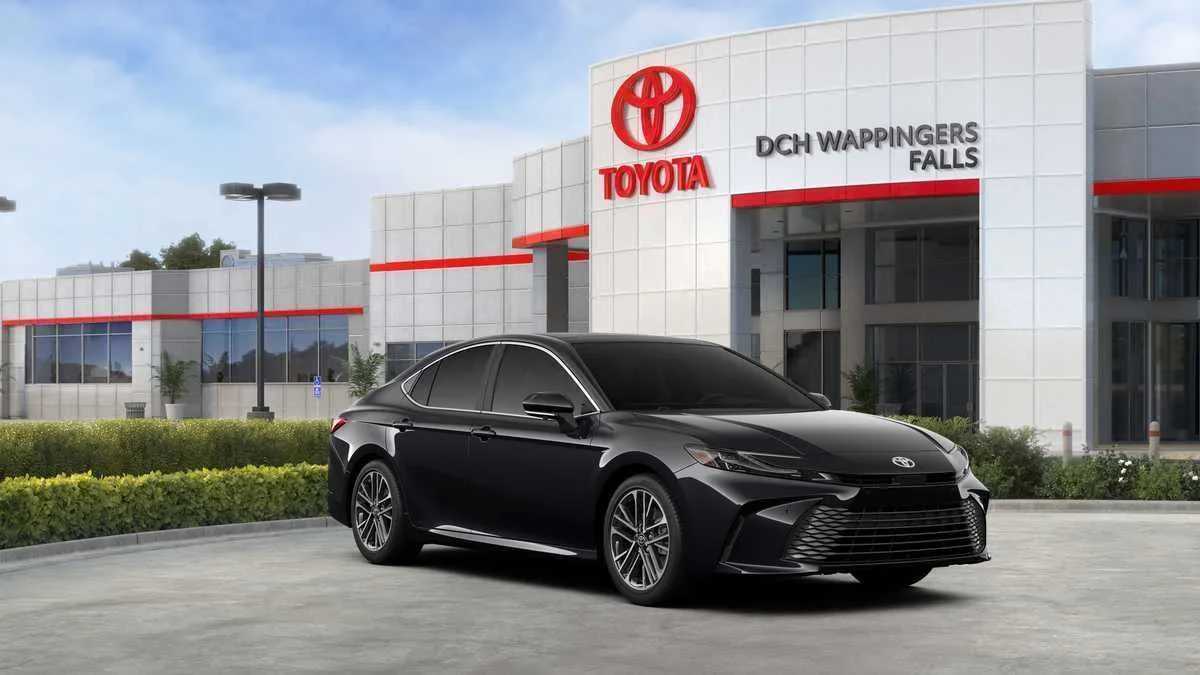 Thumbnail: 2026 Toyota Camry - 17