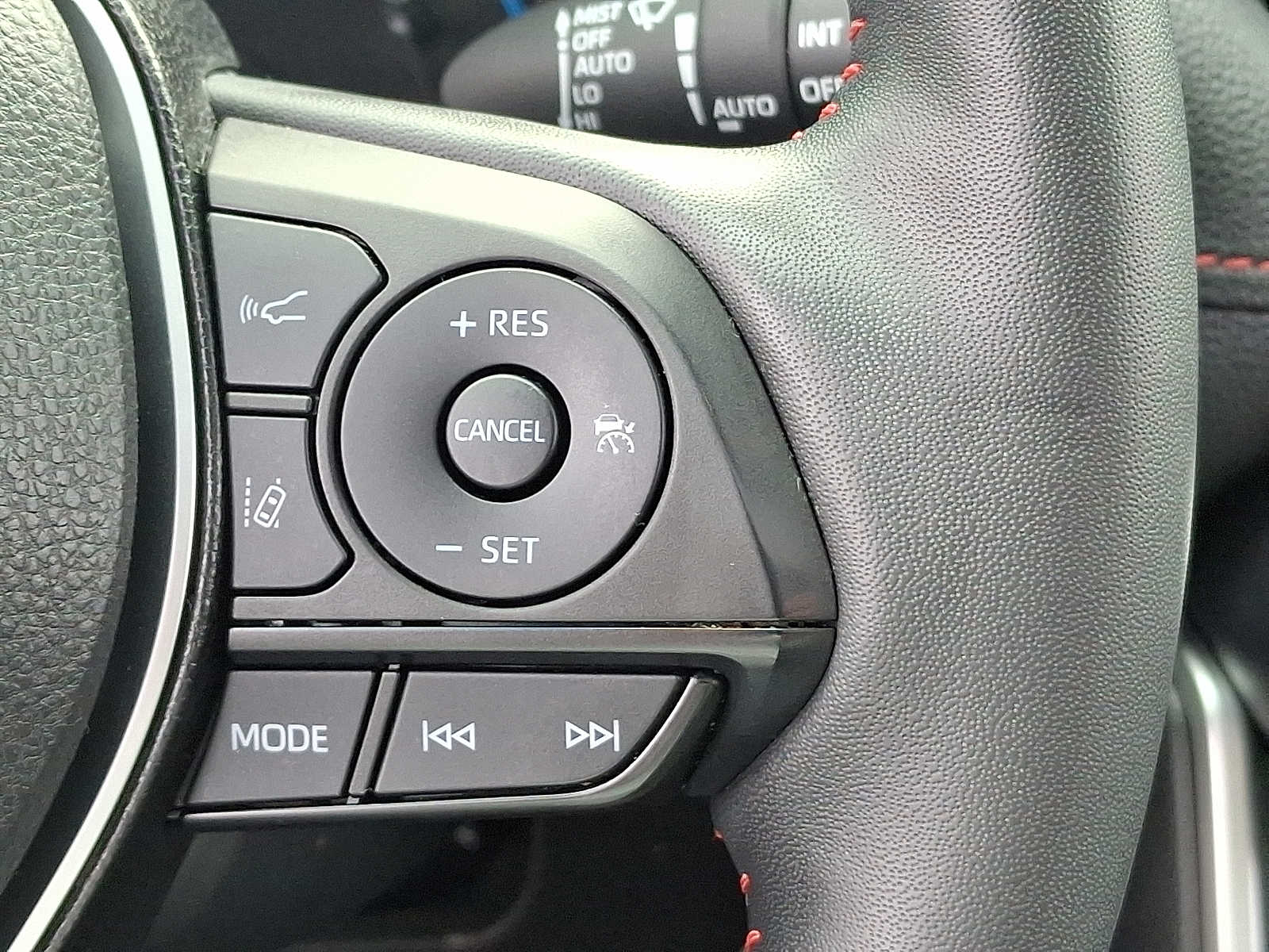 Thumbnail: 2024 Toyota RAV4 - 25