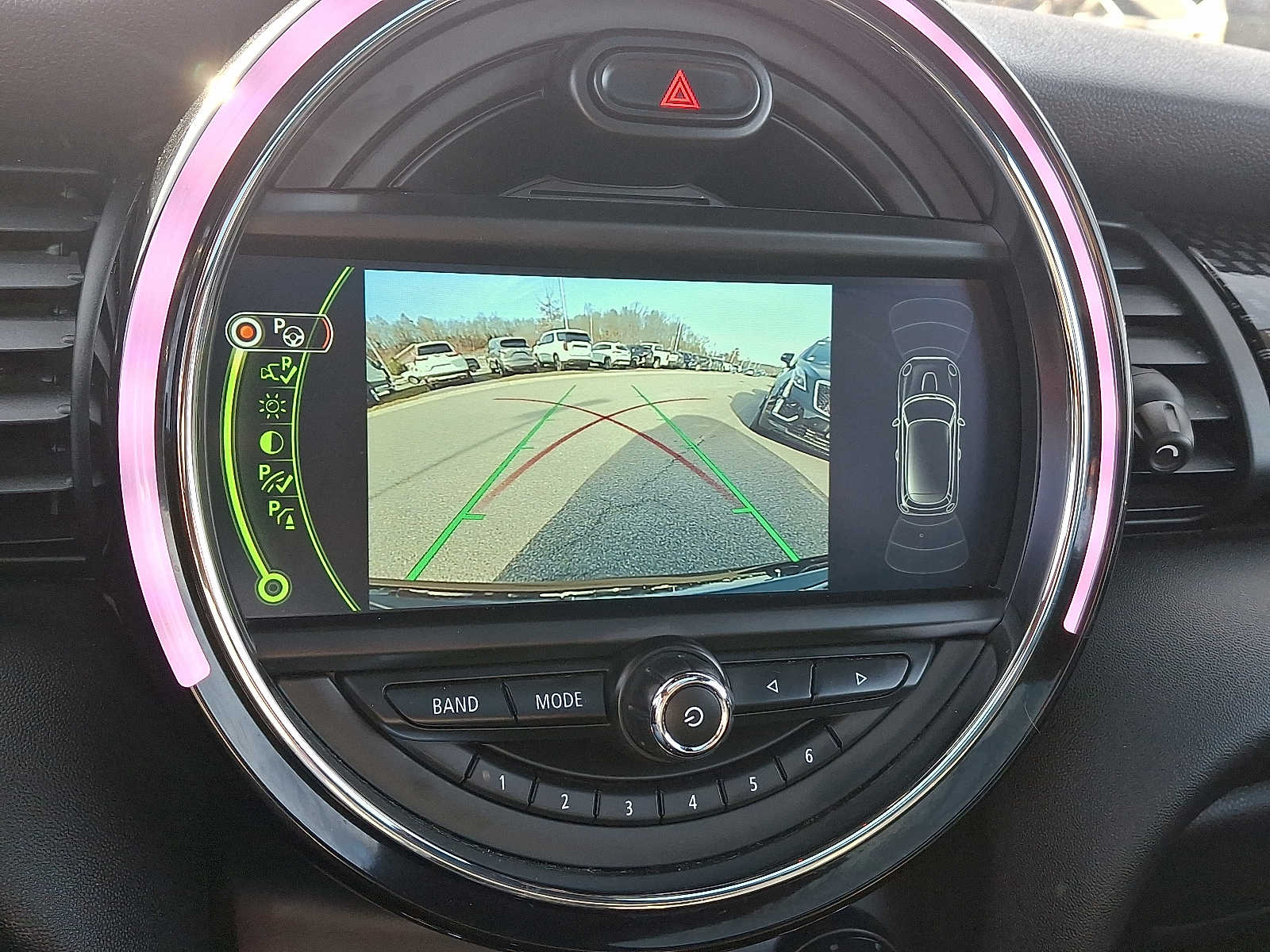 Thumbnail: 2018 MINI Cooper Hardtop - 19