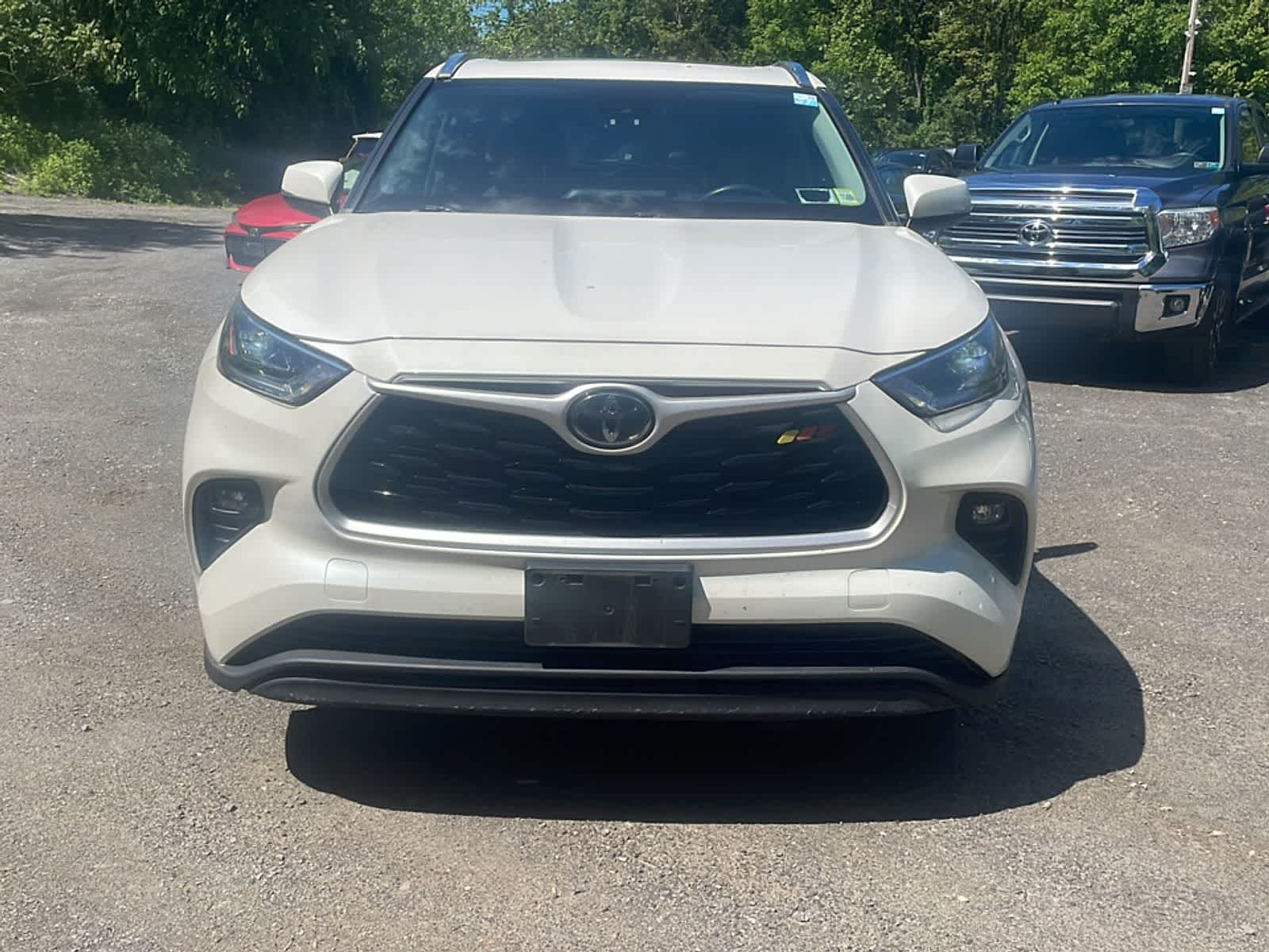 Thumbnail: 2021 Toyota Highlander - 12