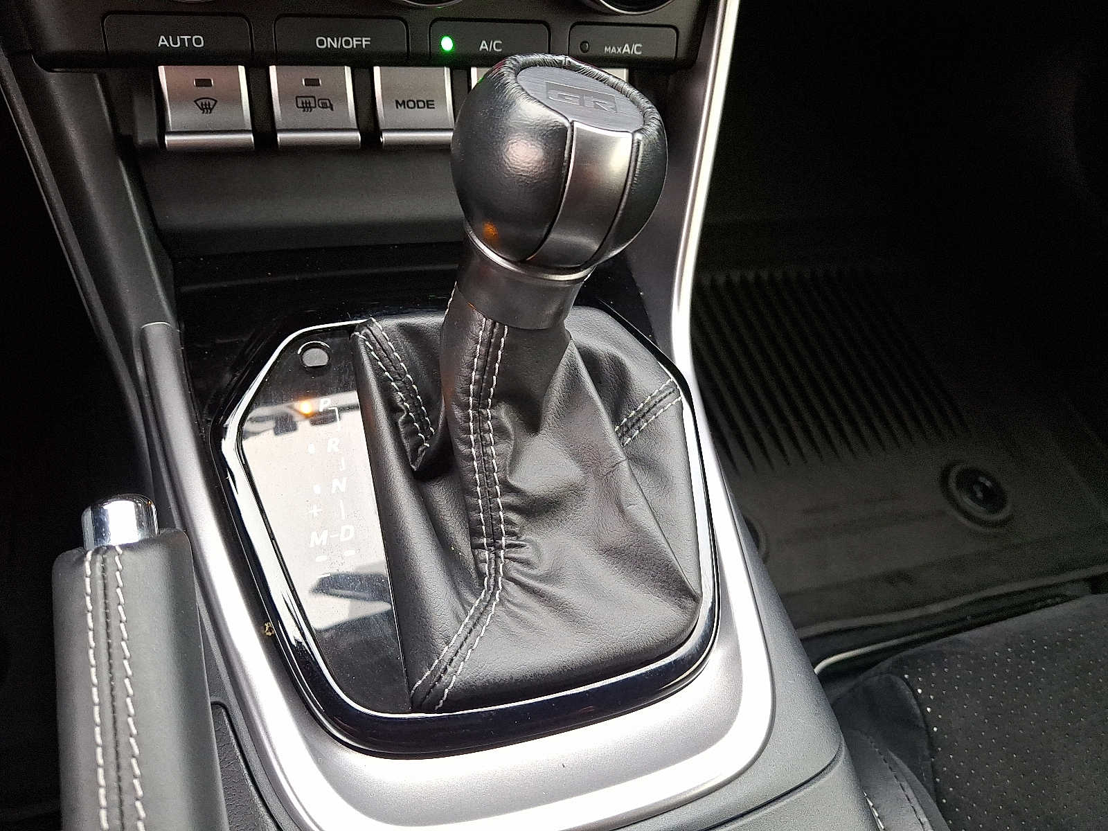 Thumbnail: 2024 Toyota GR86 - 17