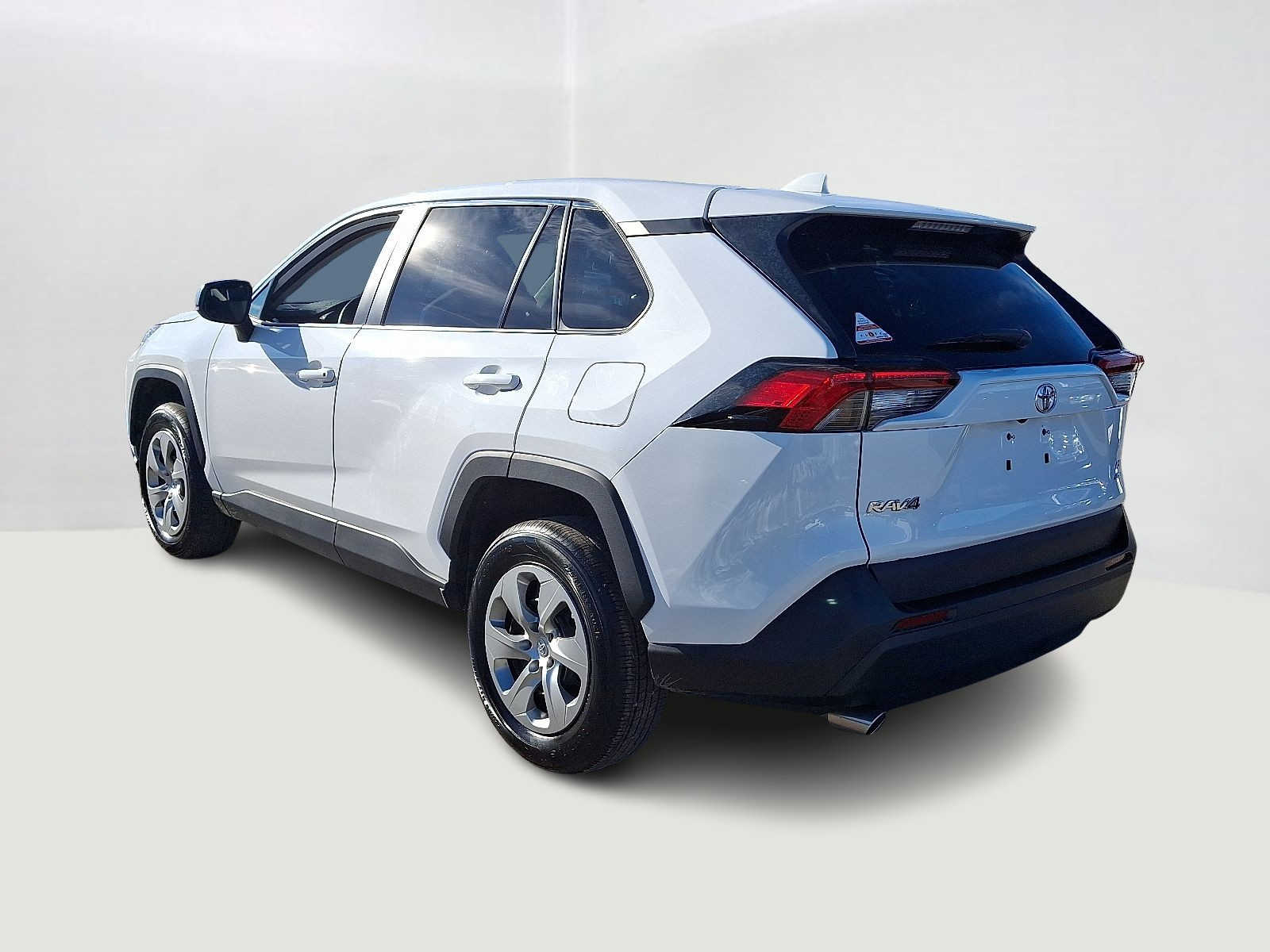 Thumbnail: 2022 Toyota RAV4 - 9