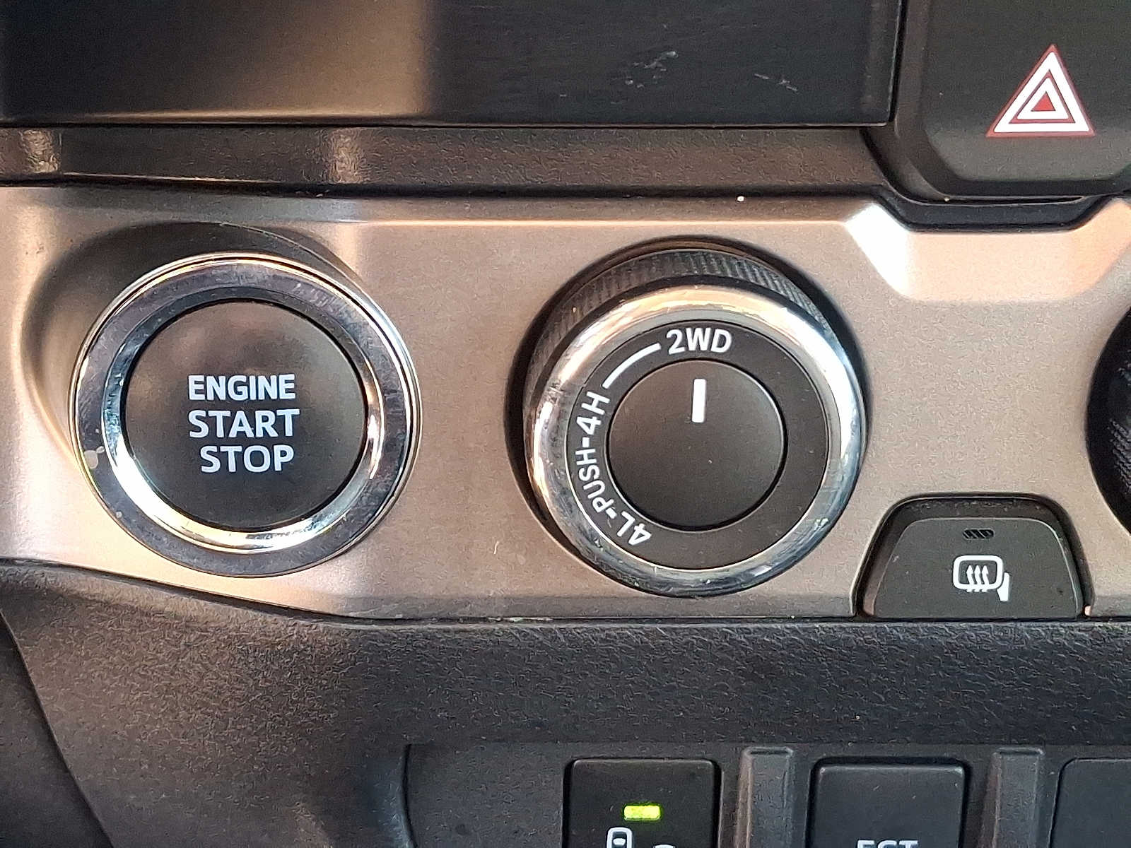 Thumbnail: 2023 Toyota Tacoma - 21