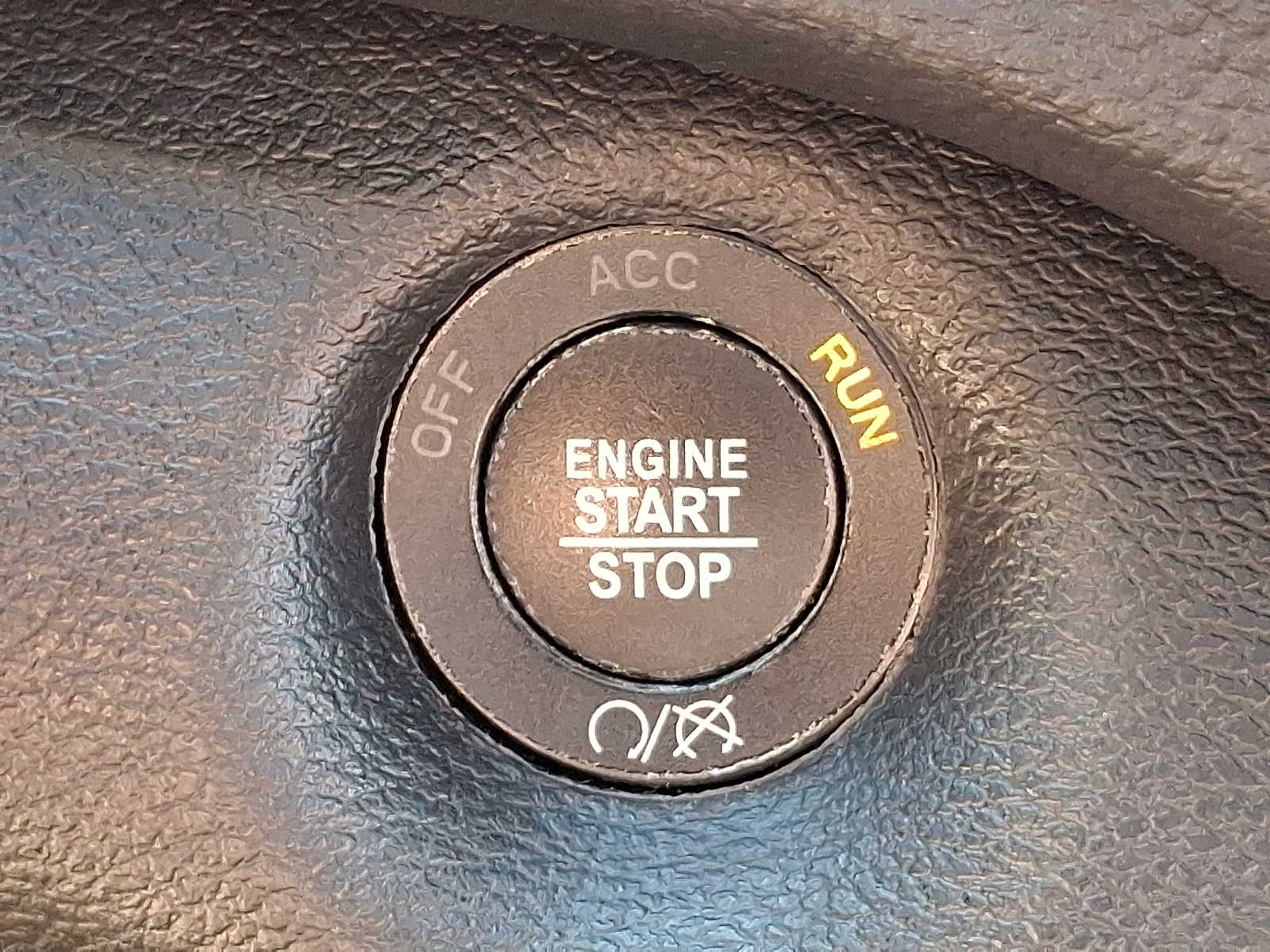 Thumbnail: 2022 Jeep Cherokee - 21