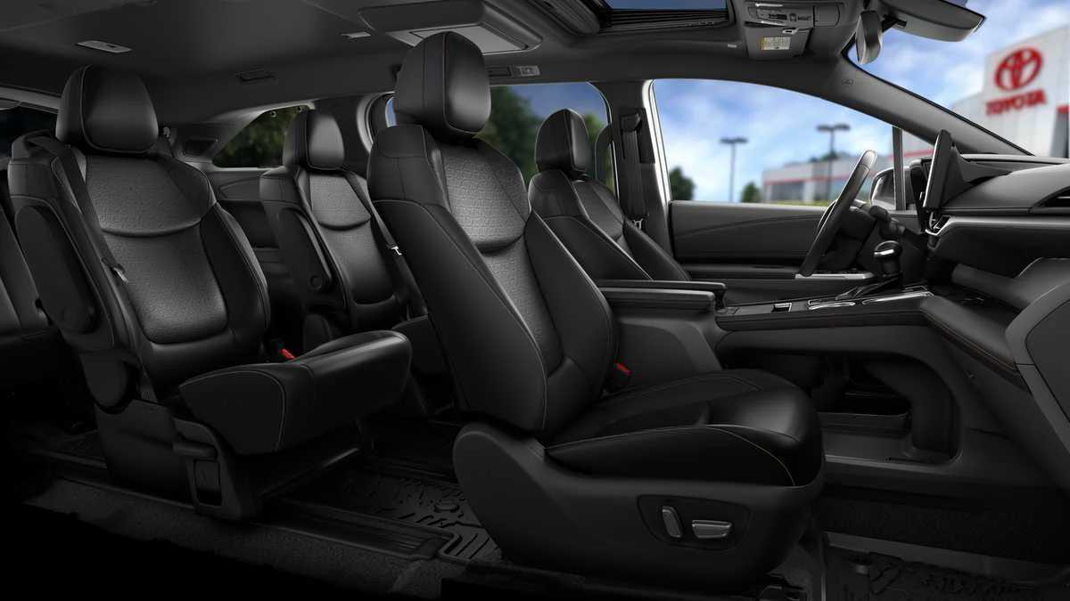 Thumbnail: 2026 Toyota Sienna - 30