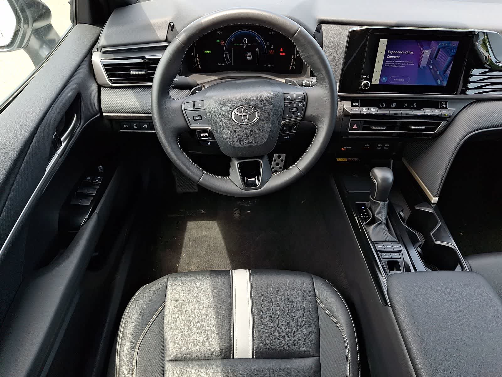 Thumbnail: 2025 Toyota Camry - 15