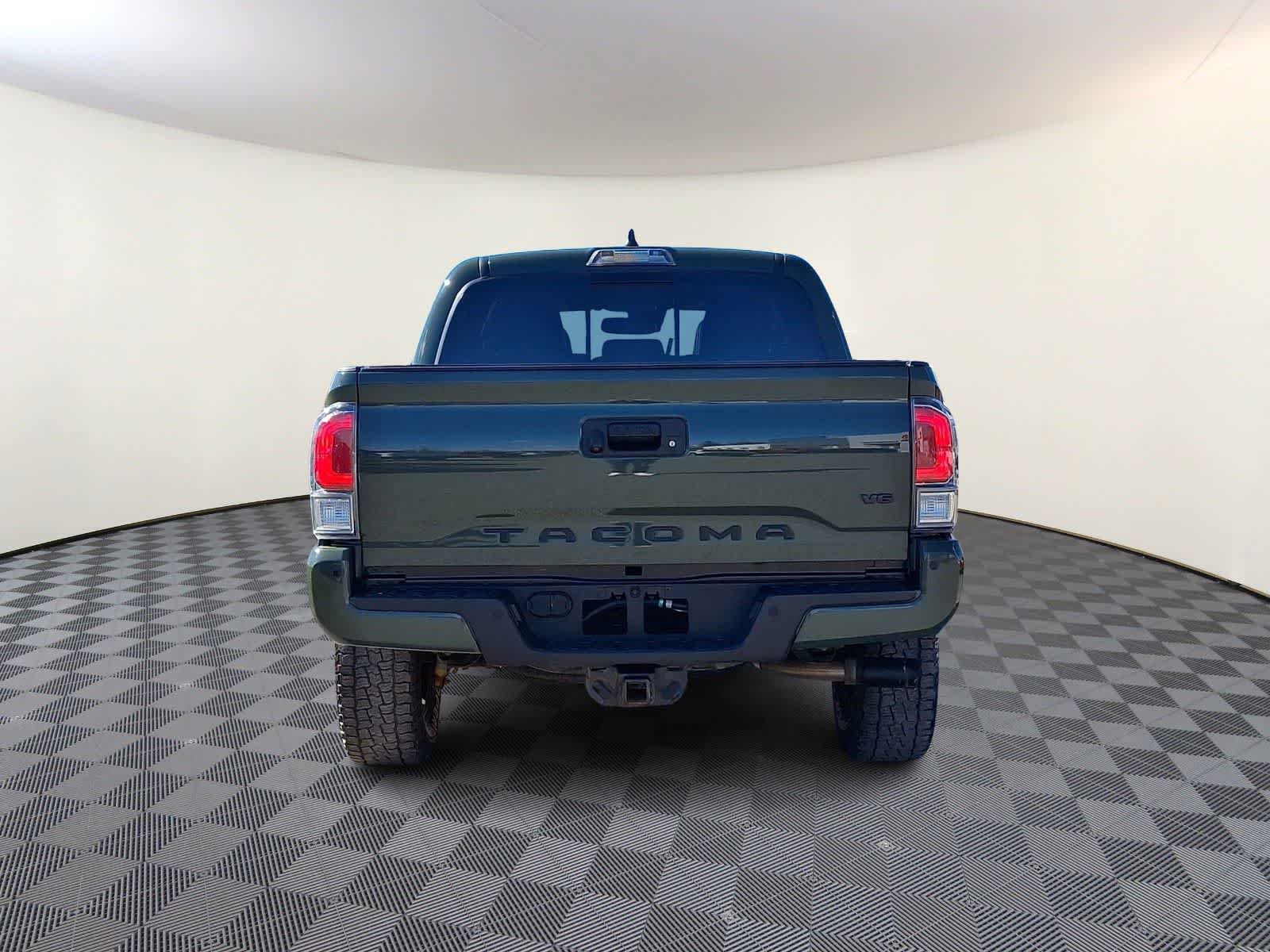 Thumbnail: 2021 Toyota Tacoma - 7