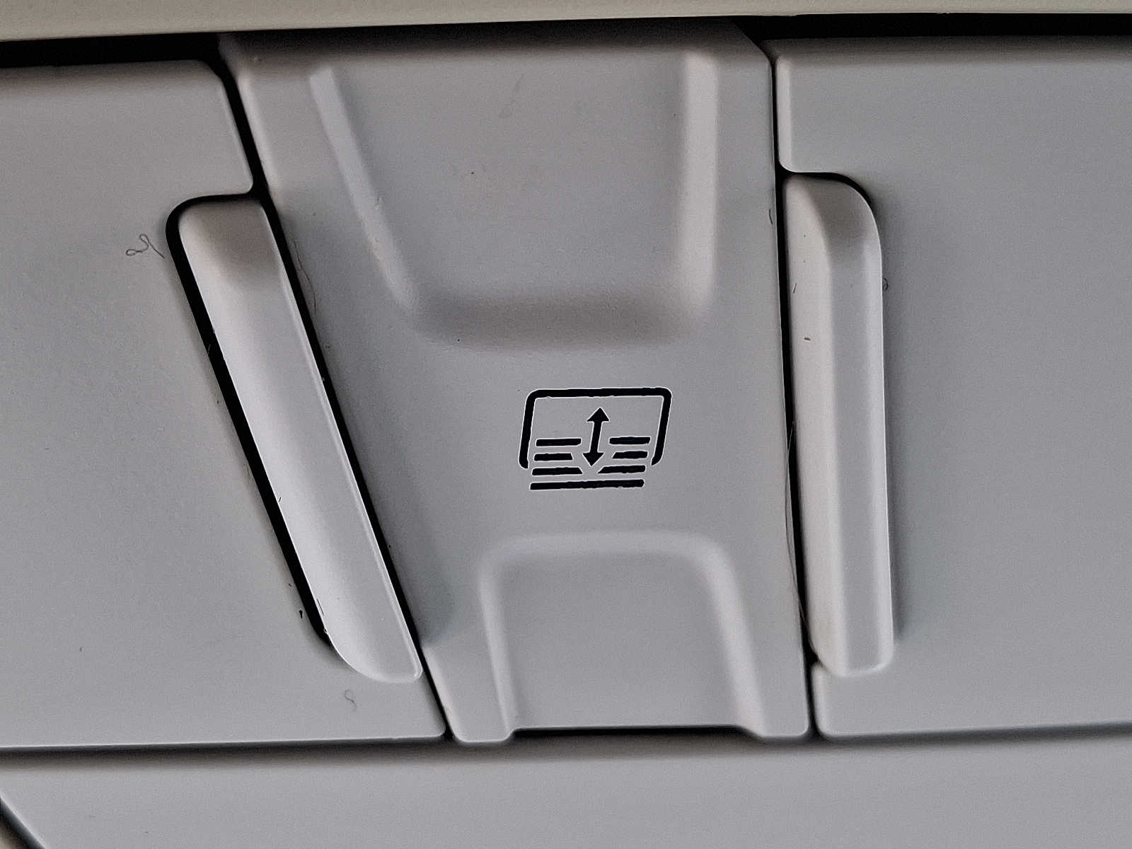 Thumbnail: 2013 Ford Escape - 25