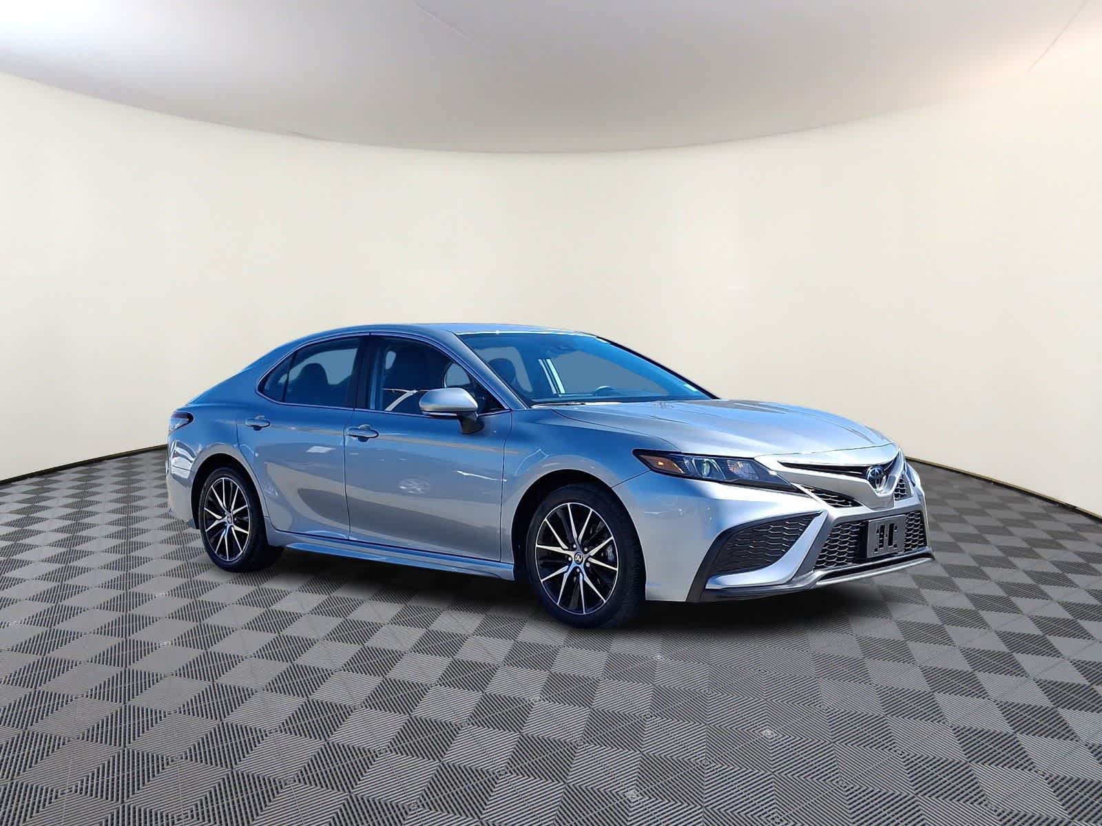 Thumbnail: 2024 Toyota Camry - 5