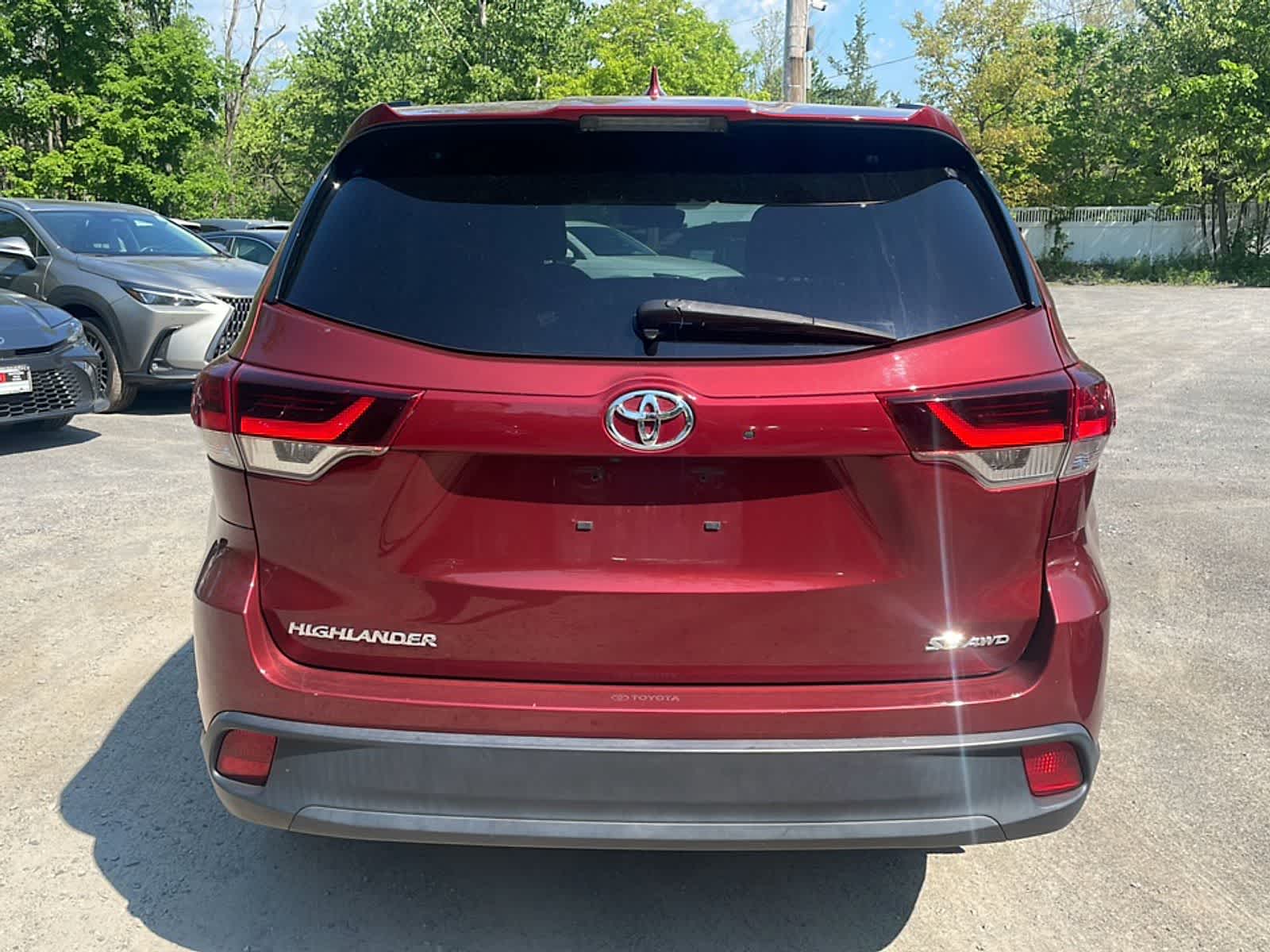 Thumbnail: 2019 Toyota Highlander - 7