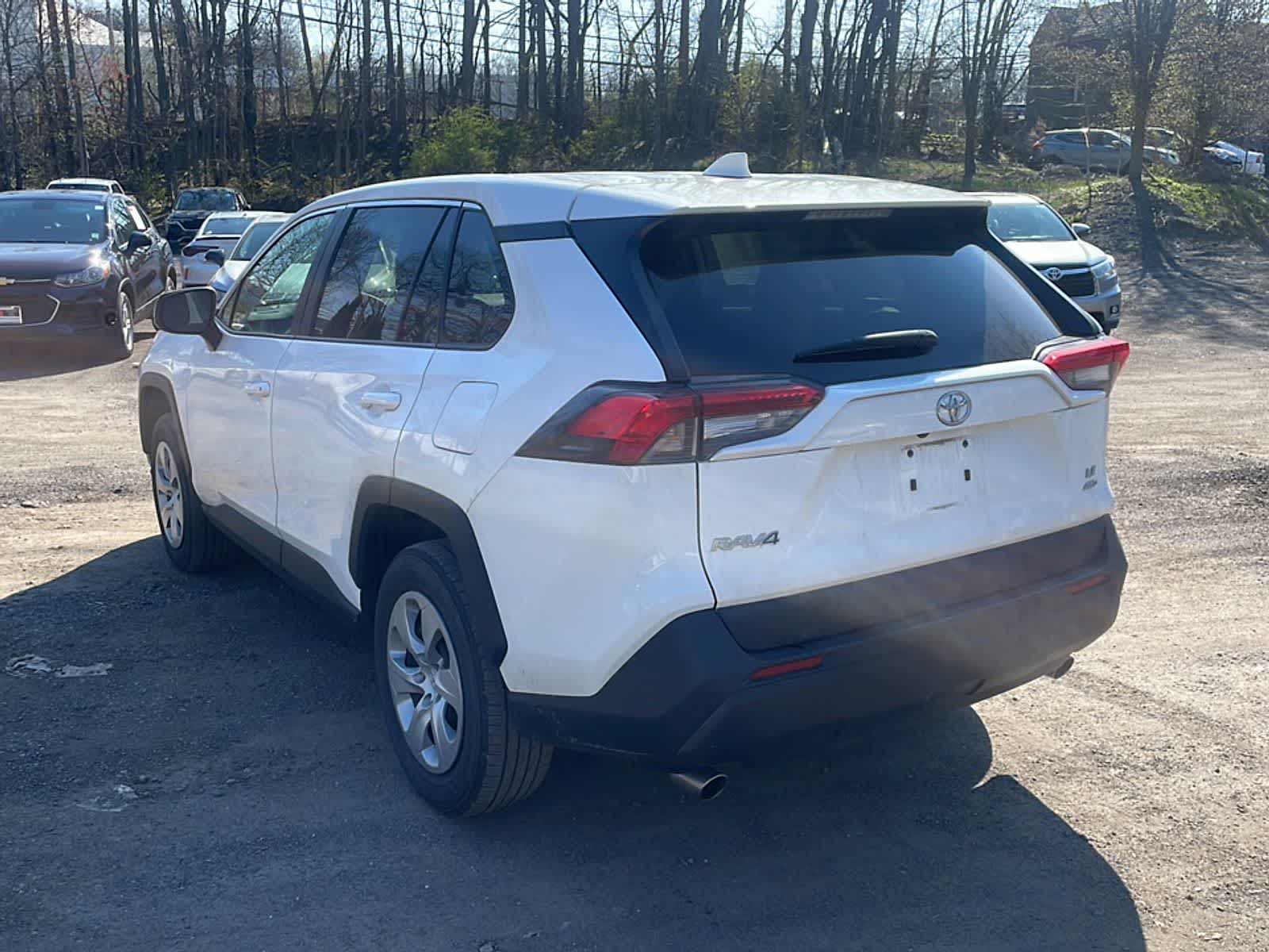 Thumbnail: 2022 Toyota RAV4 - 6