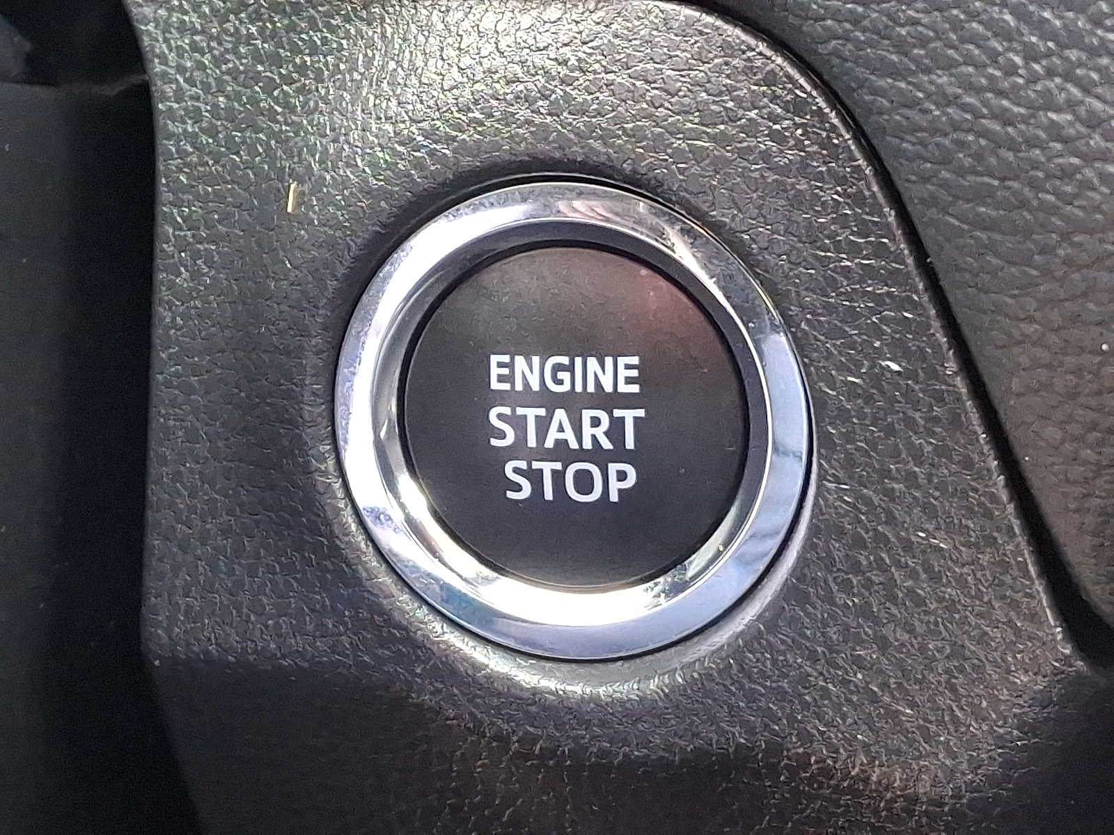 Thumbnail: 2025 Toyota RAV4 - 26