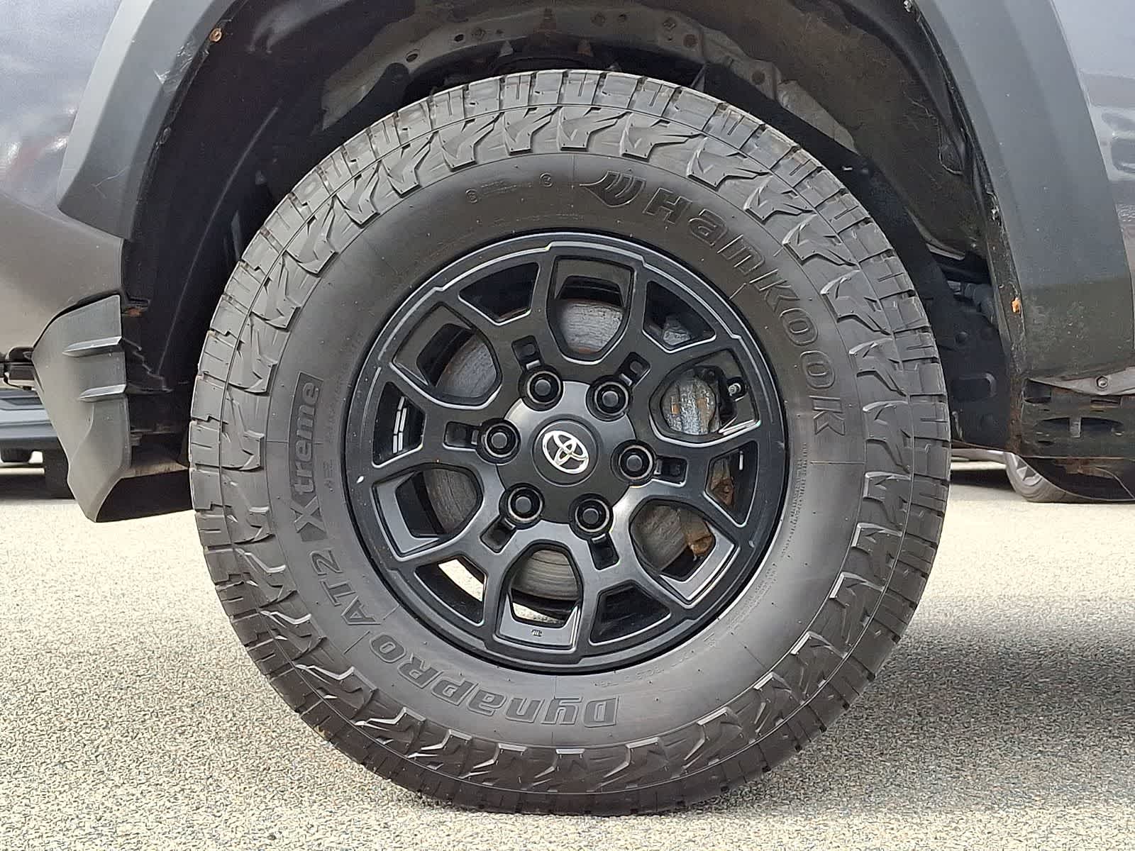 Thumbnail: 2023 Toyota Tacoma - 10