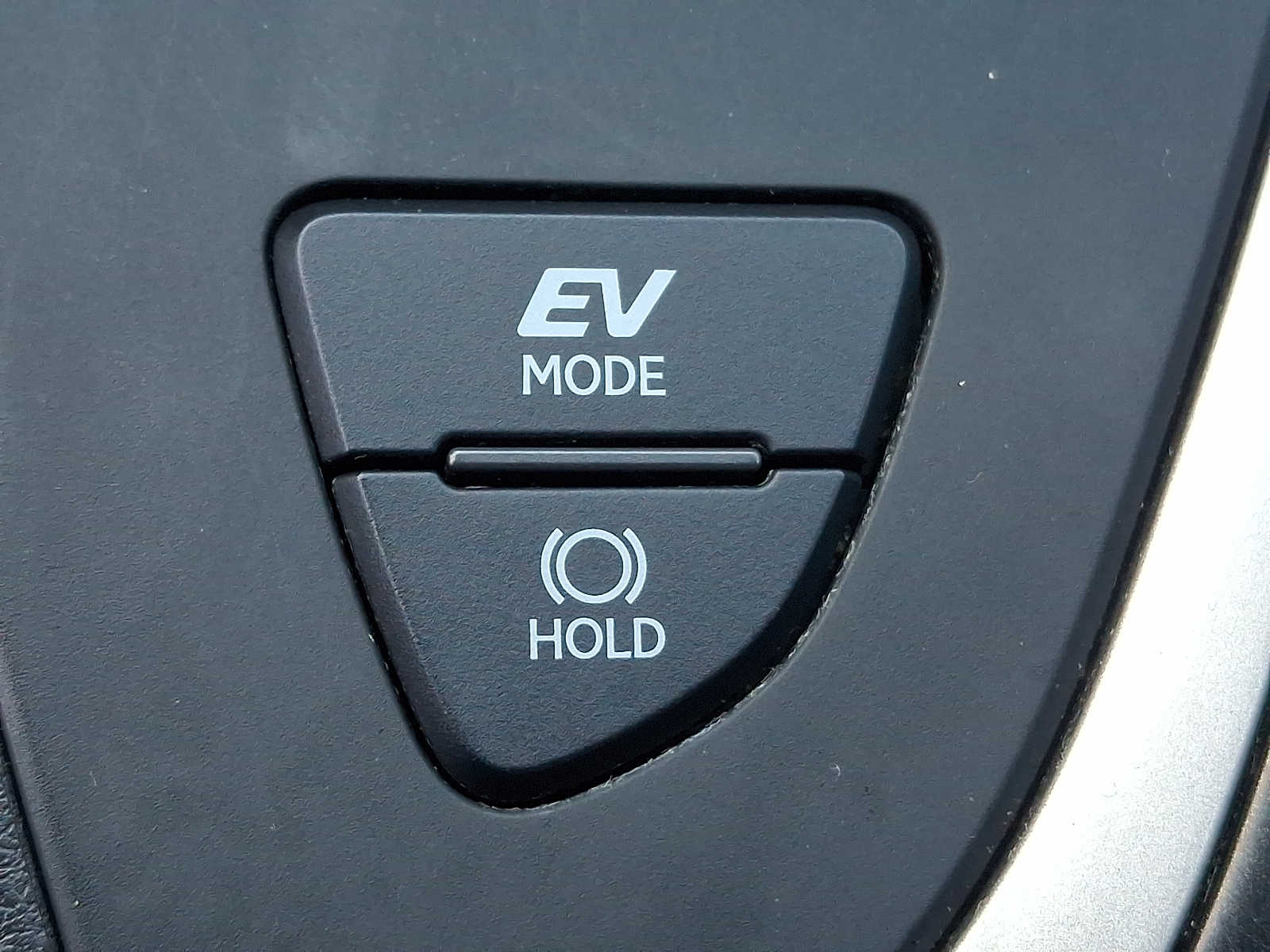 Thumbnail: 2019 Lexus UX - 24