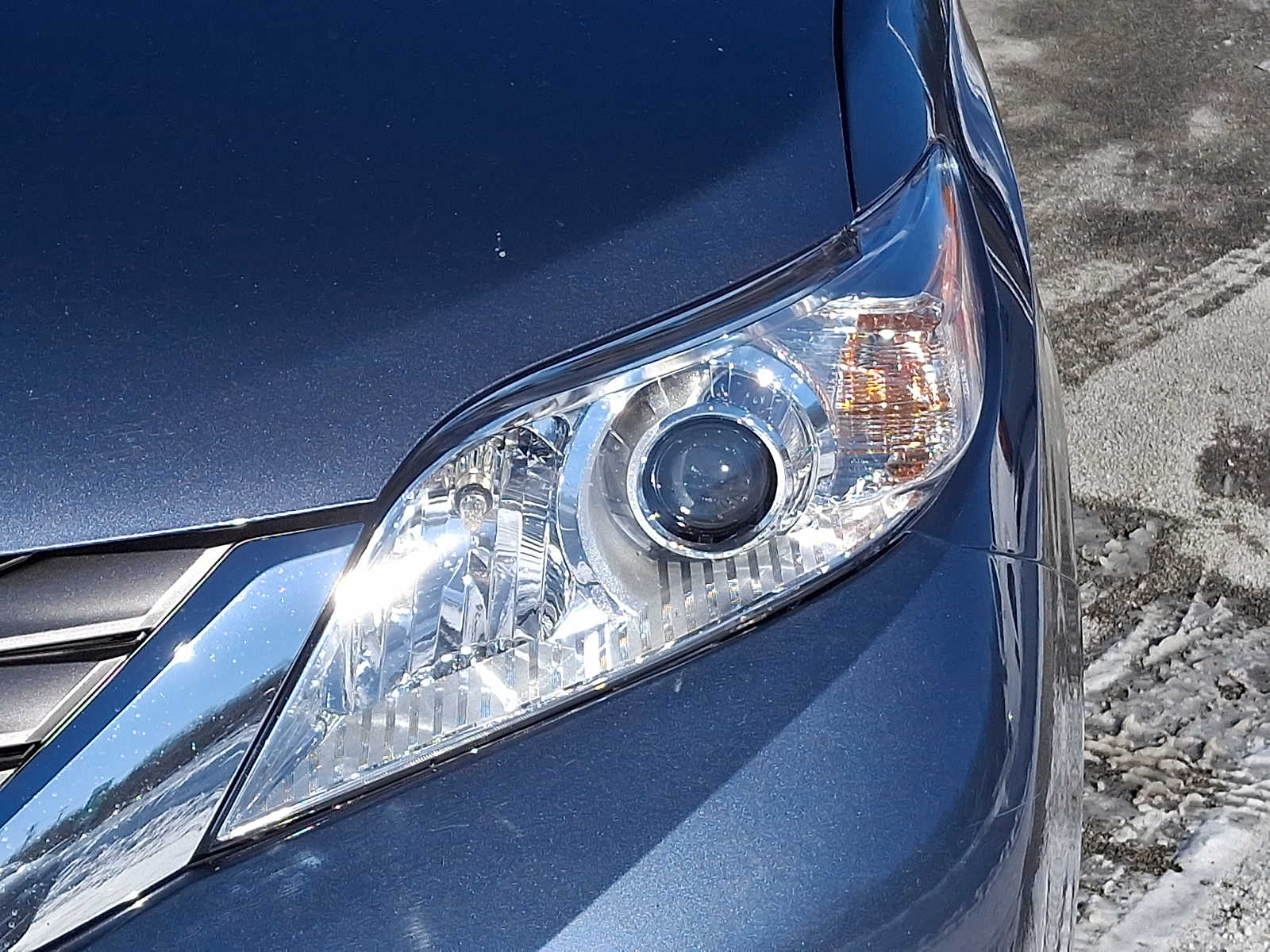 Thumbnail: 2015 Toyota Sienna - 11