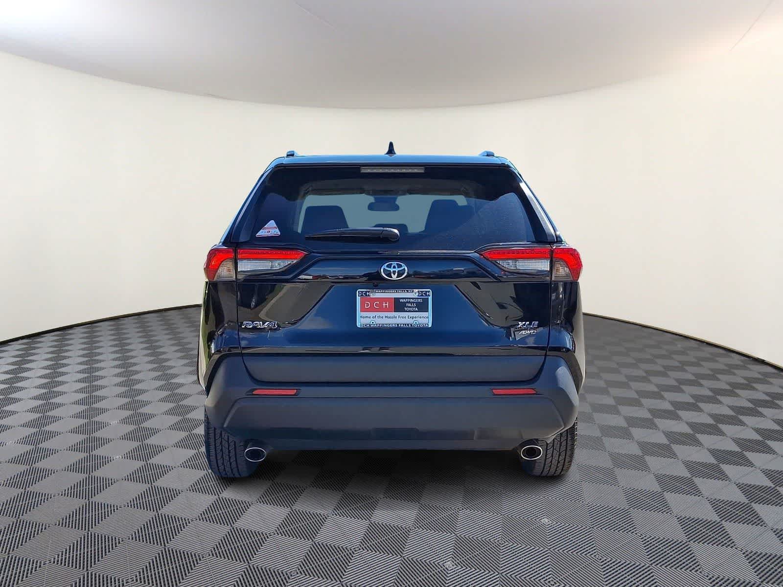 Thumbnail: 2025 Toyota RAV4 - 7