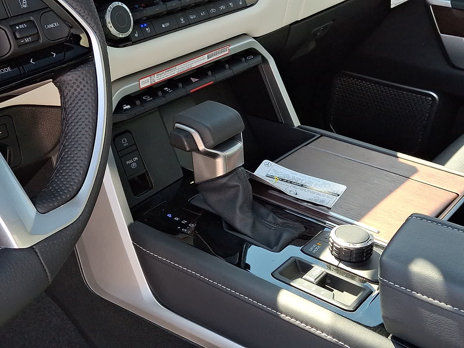 Thumbnail: 2025 Toyota Tundra - 14