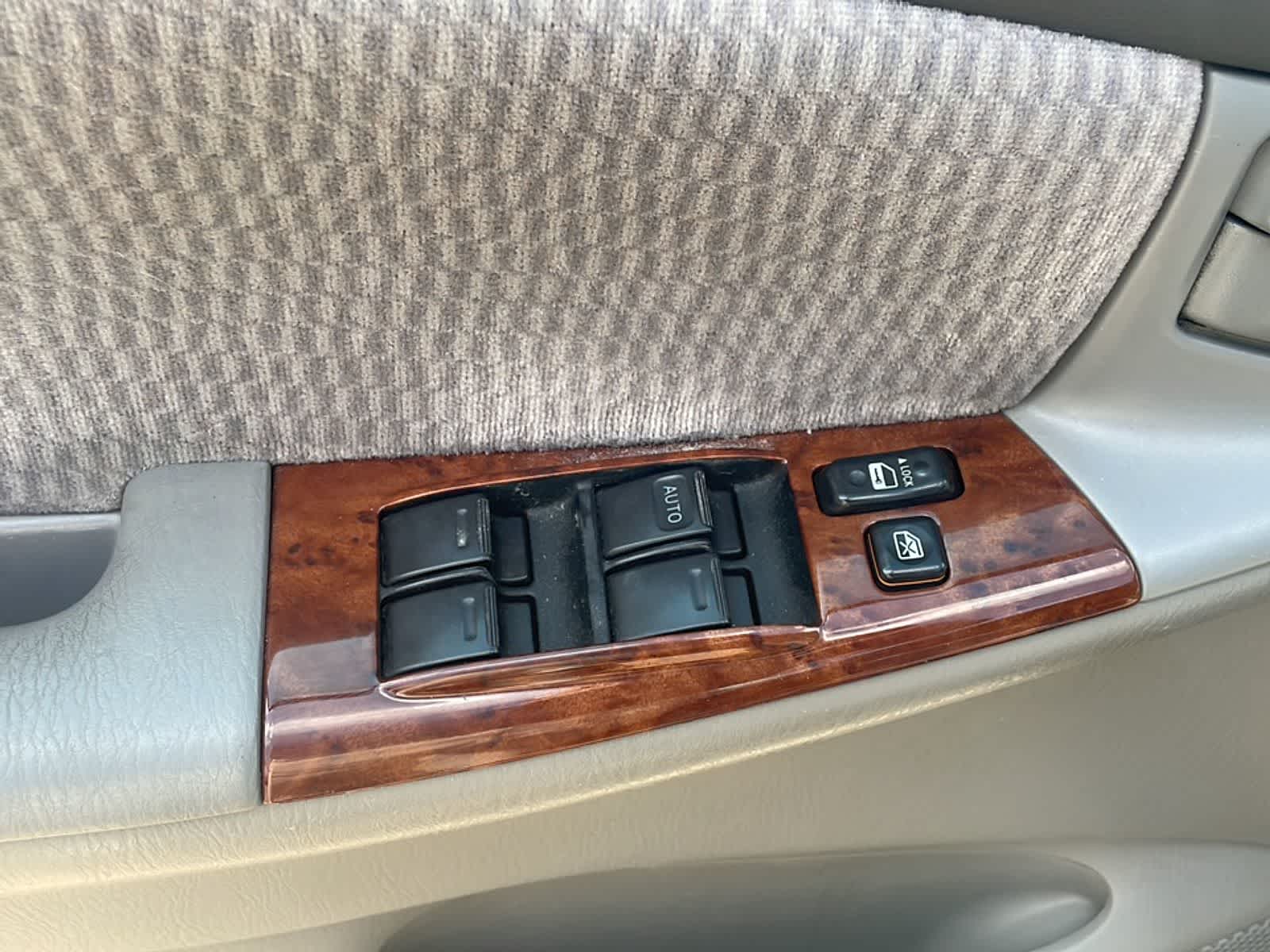 Thumbnail: 2006 Toyota Corolla - 14