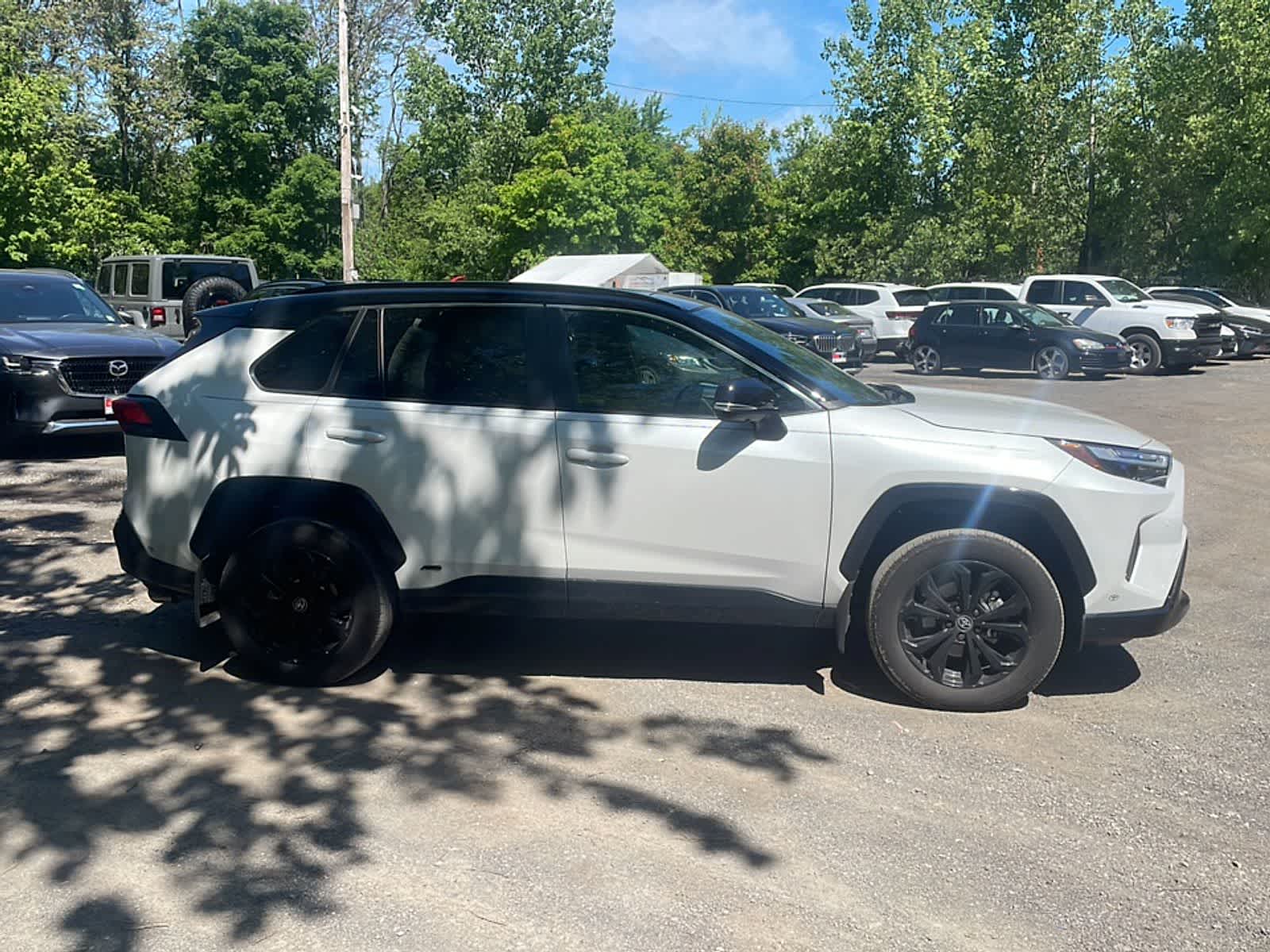 Thumbnail: 2024 Toyota RAV4 - 11
