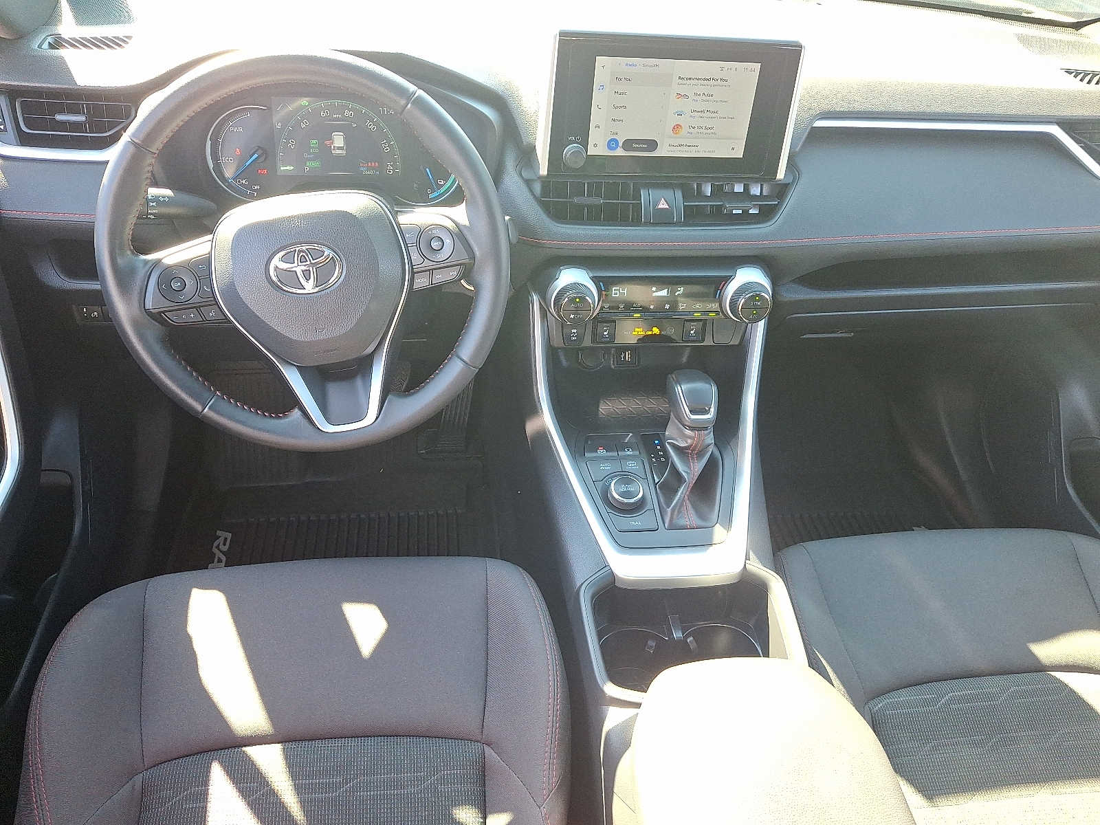 Thumbnail: 2023 Toyota RAV4 - 15