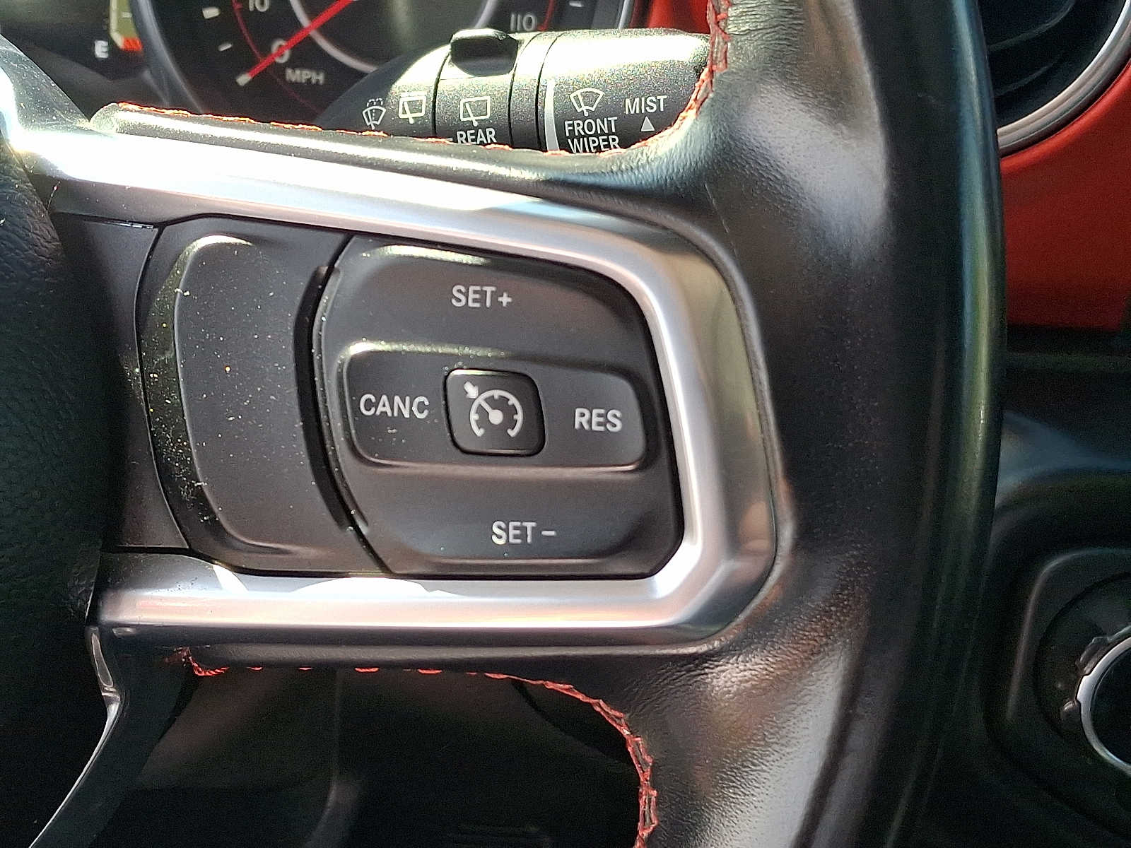 Thumbnail: 2018 Jeep Wrangler - 23