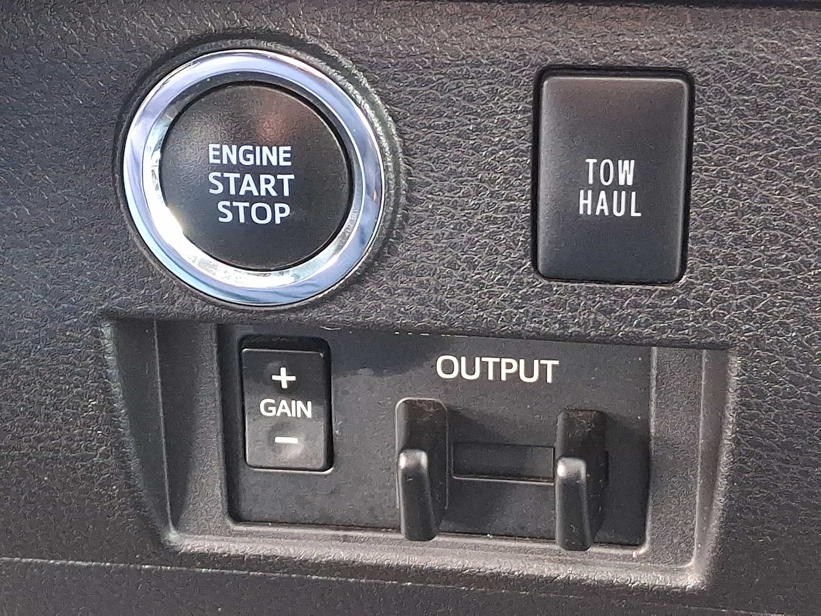 Thumbnail: 2020 Toyota Tundra - 27