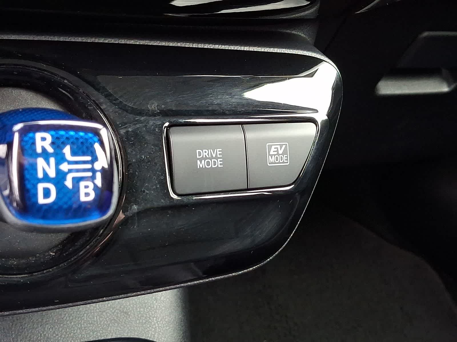 Thumbnail: 2021 Toyota Prius - 29