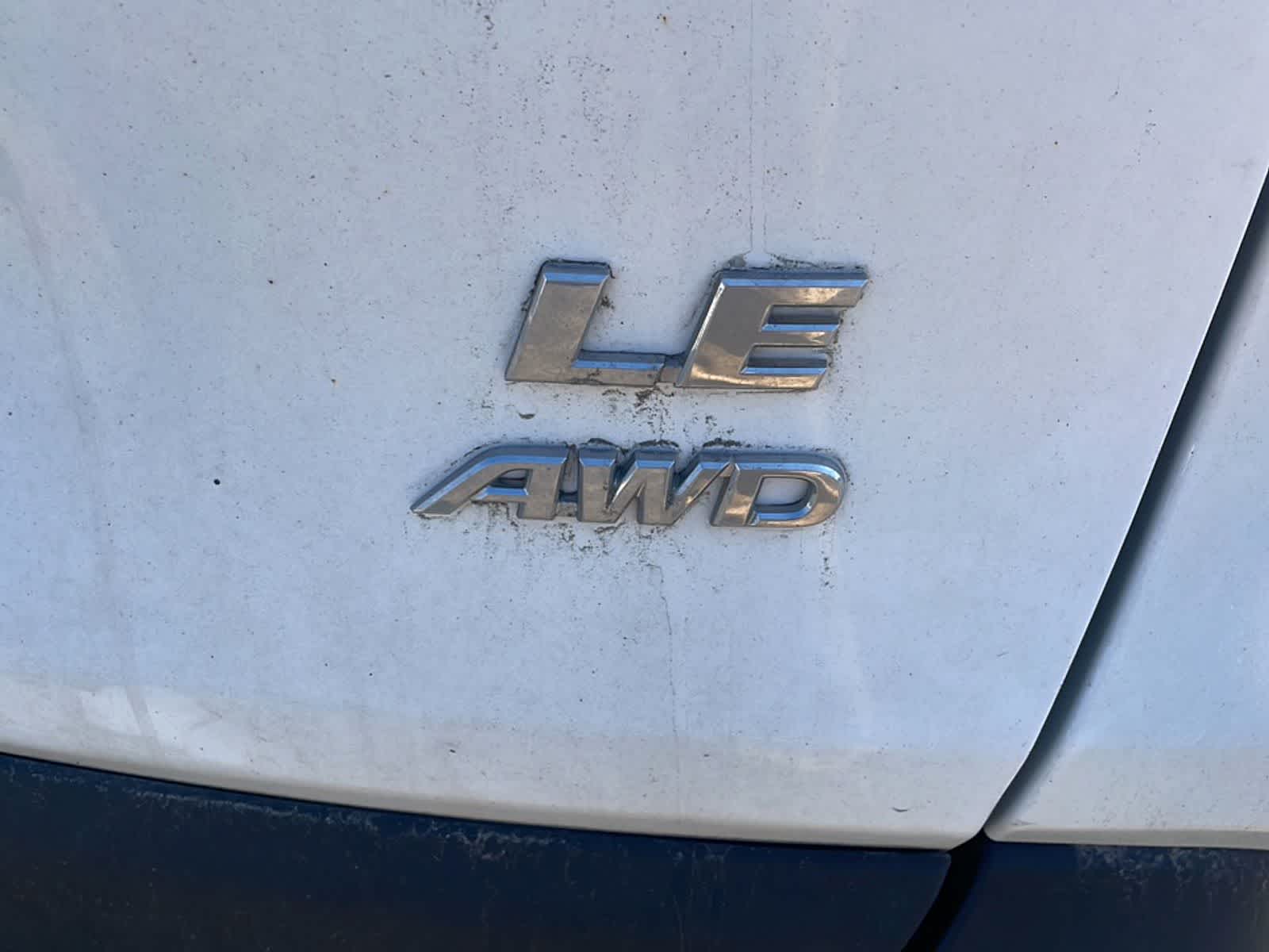 Thumbnail: 2022 Toyota RAV4 - 24