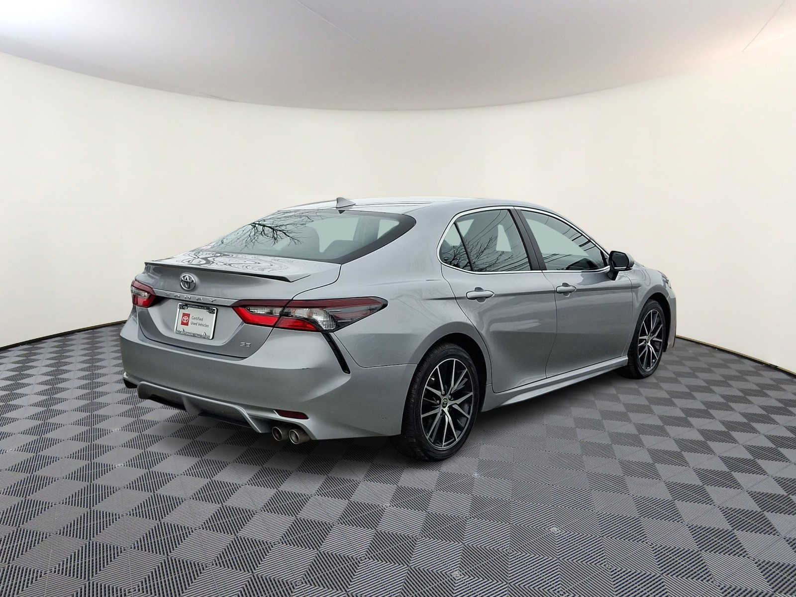 Thumbnail: 2023 Toyota Camry - 6