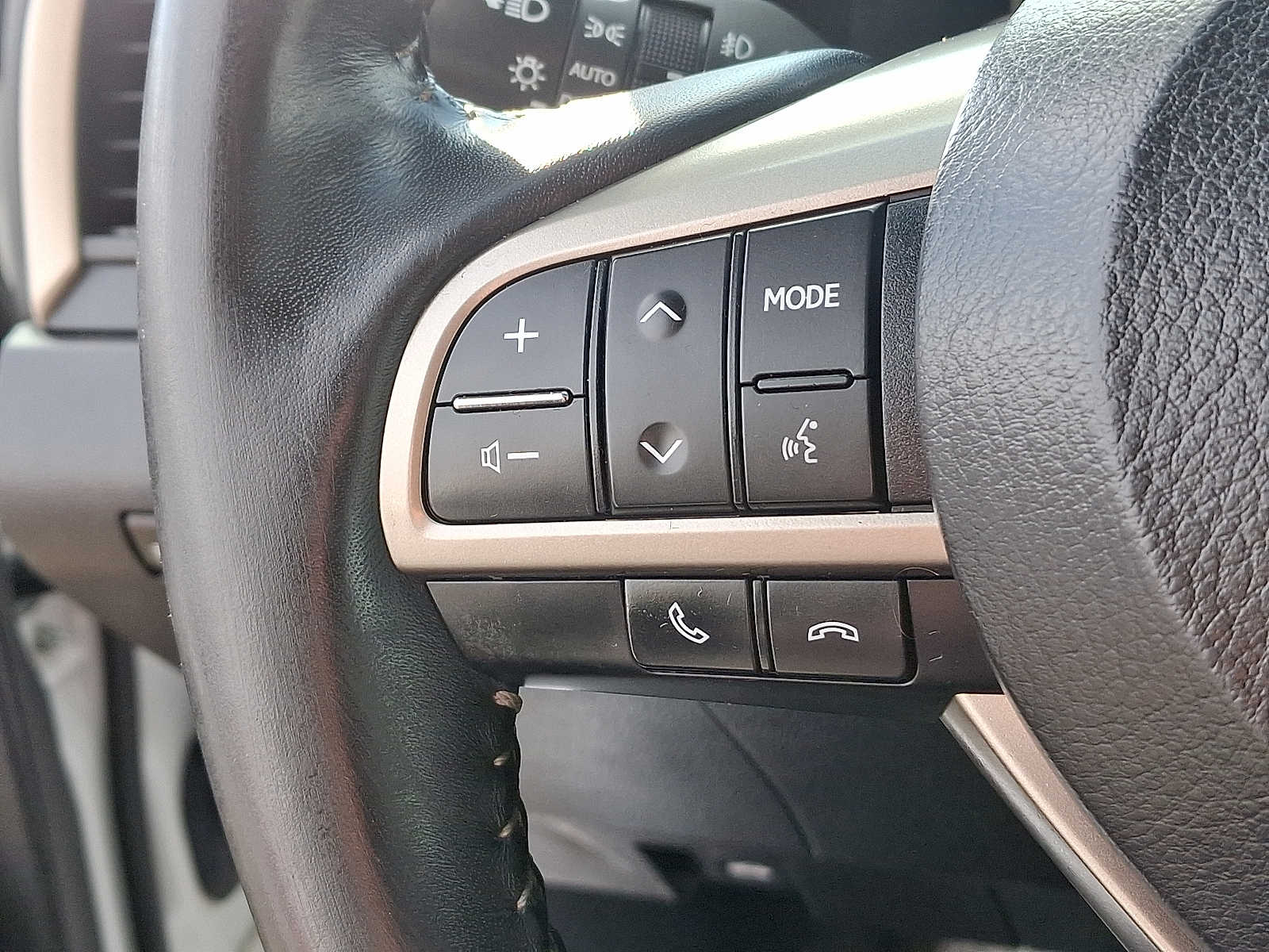 Thumbnail: 2019 Lexus RX - 23