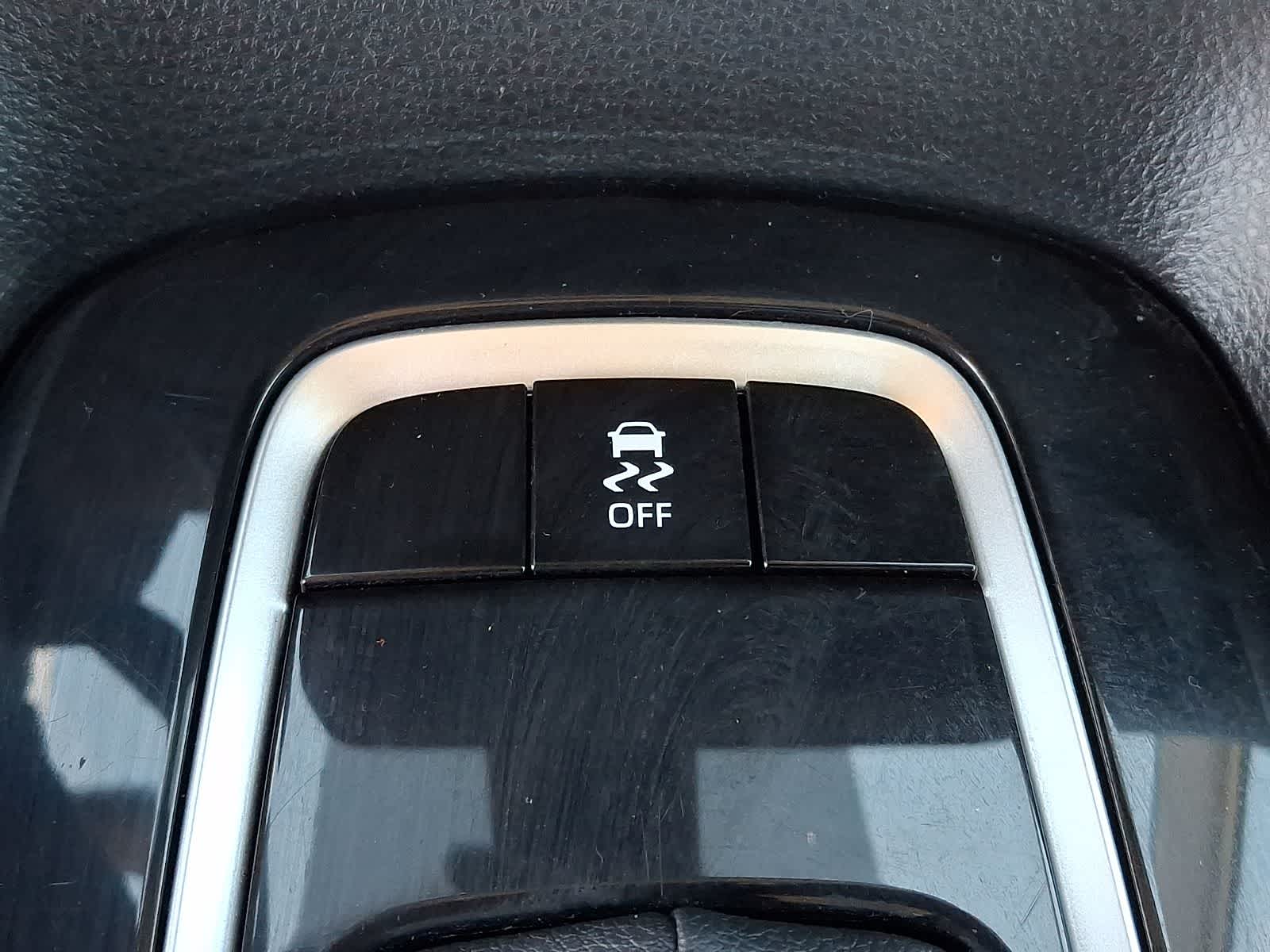 Thumbnail: 2023 Toyota Corolla - 28