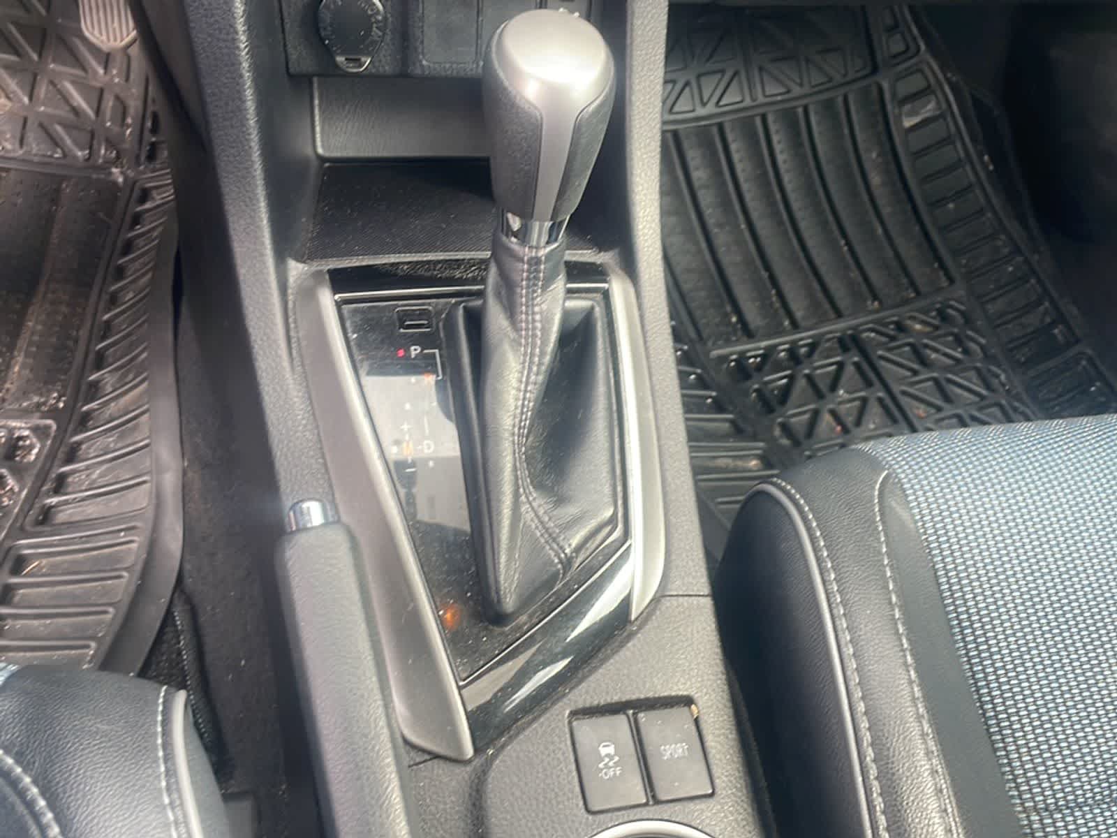 Thumbnail: 2014 Toyota Corolla - 20