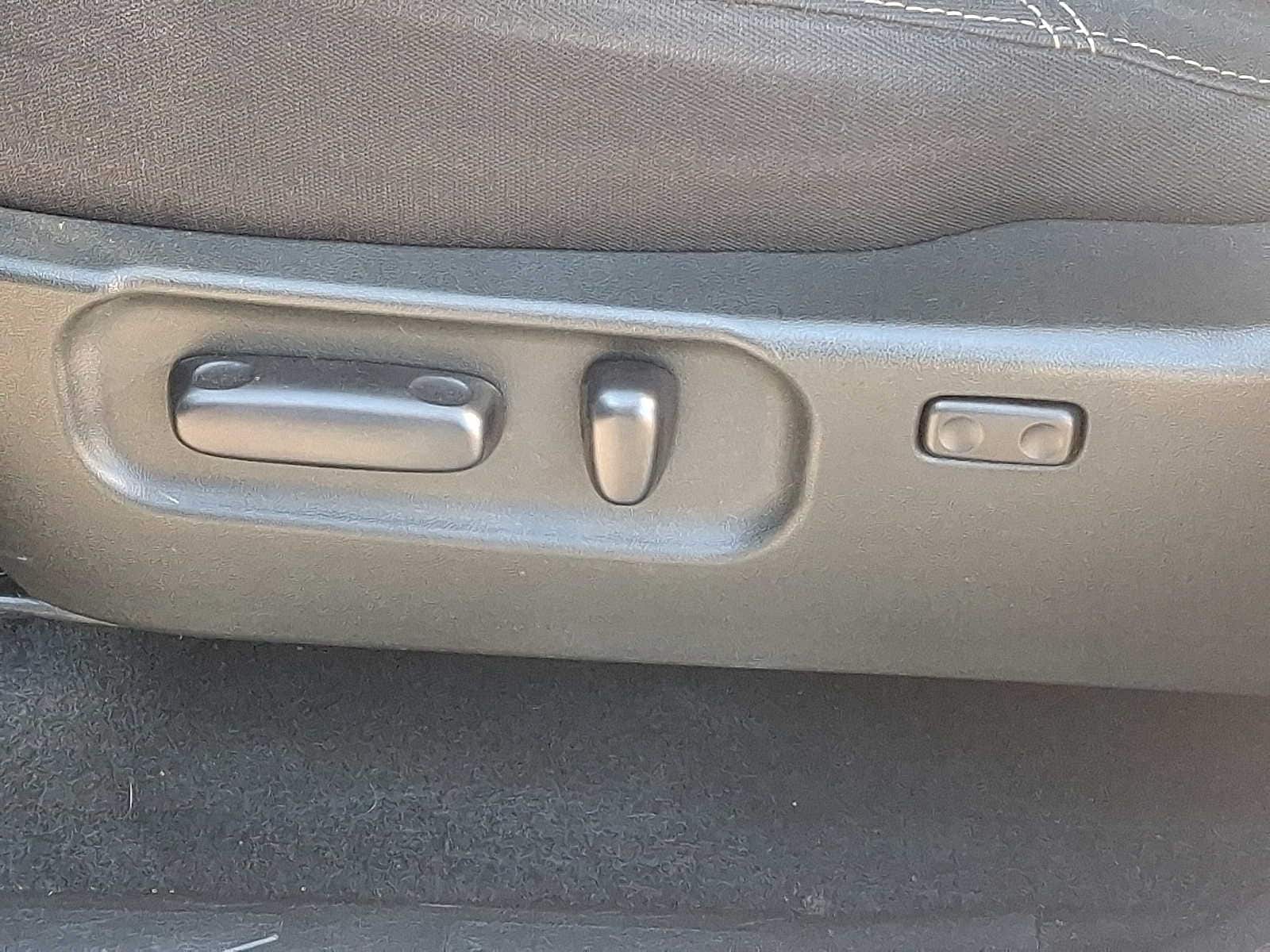 Thumbnail: 2023 Toyota Tacoma - 22