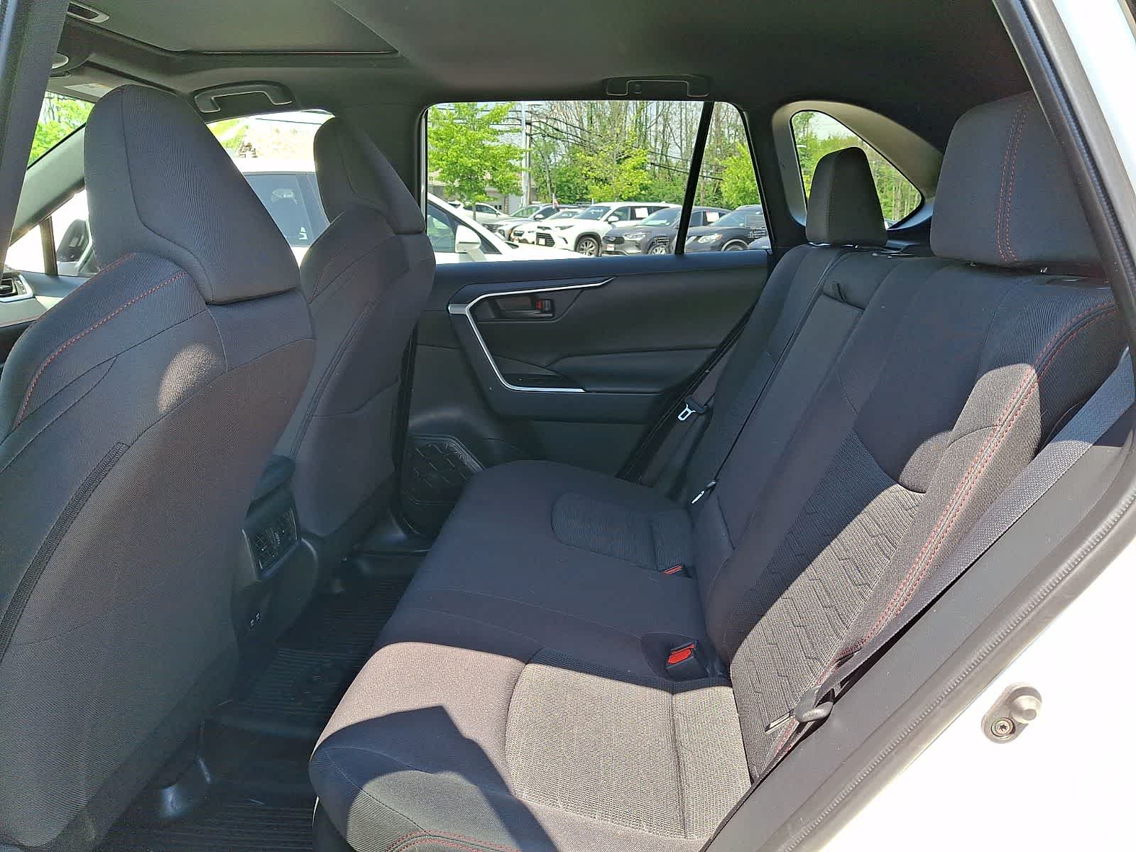 Thumbnail: 2021 Toyota RAV4 - 13
