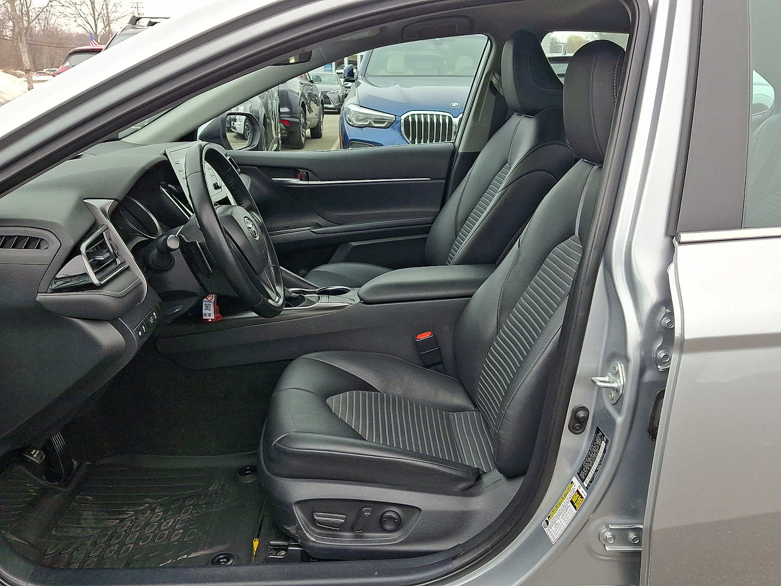 Thumbnail: 2023 Toyota Camry - 16