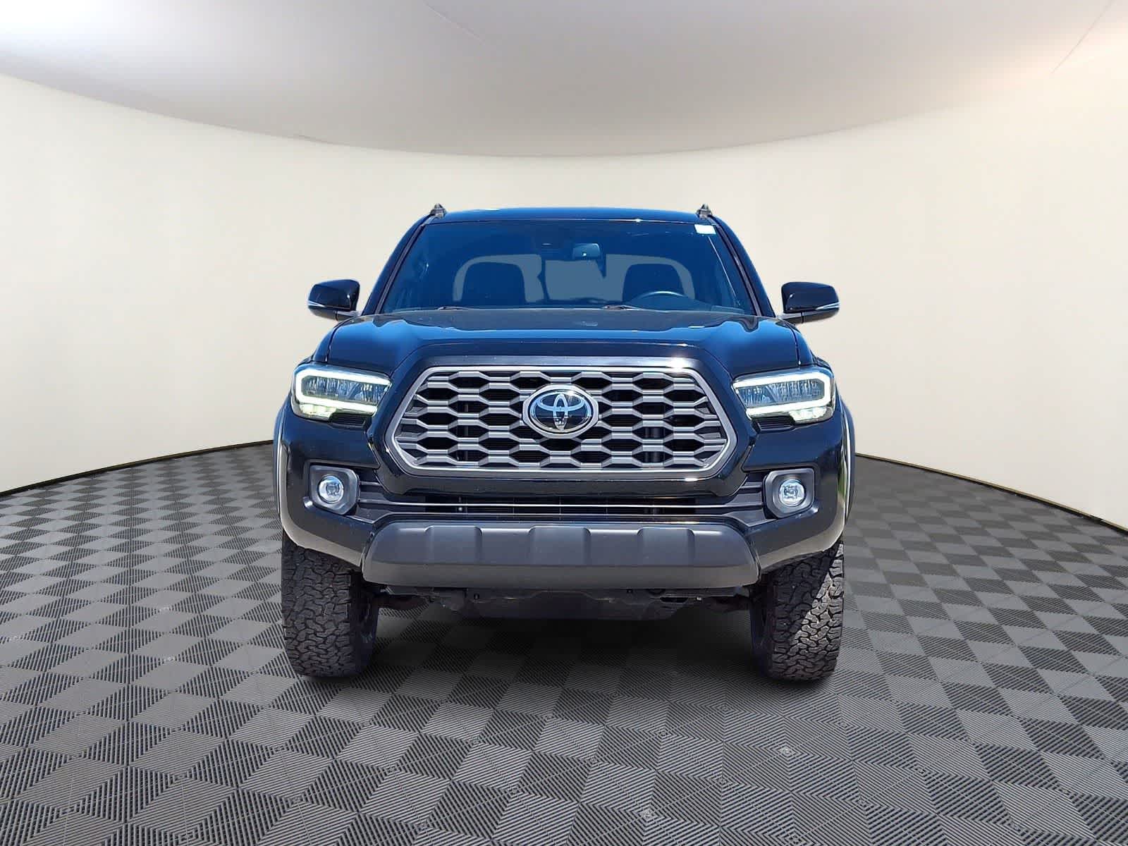 Thumbnail: 2021 Toyota Tacoma - 3
