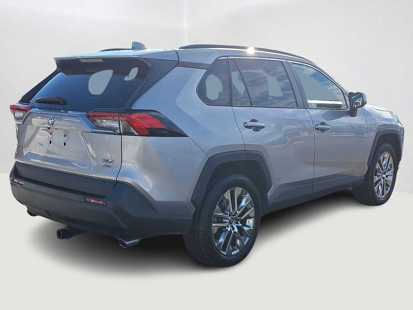 Thumbnail: 2021 Toyota RAV4 - 6