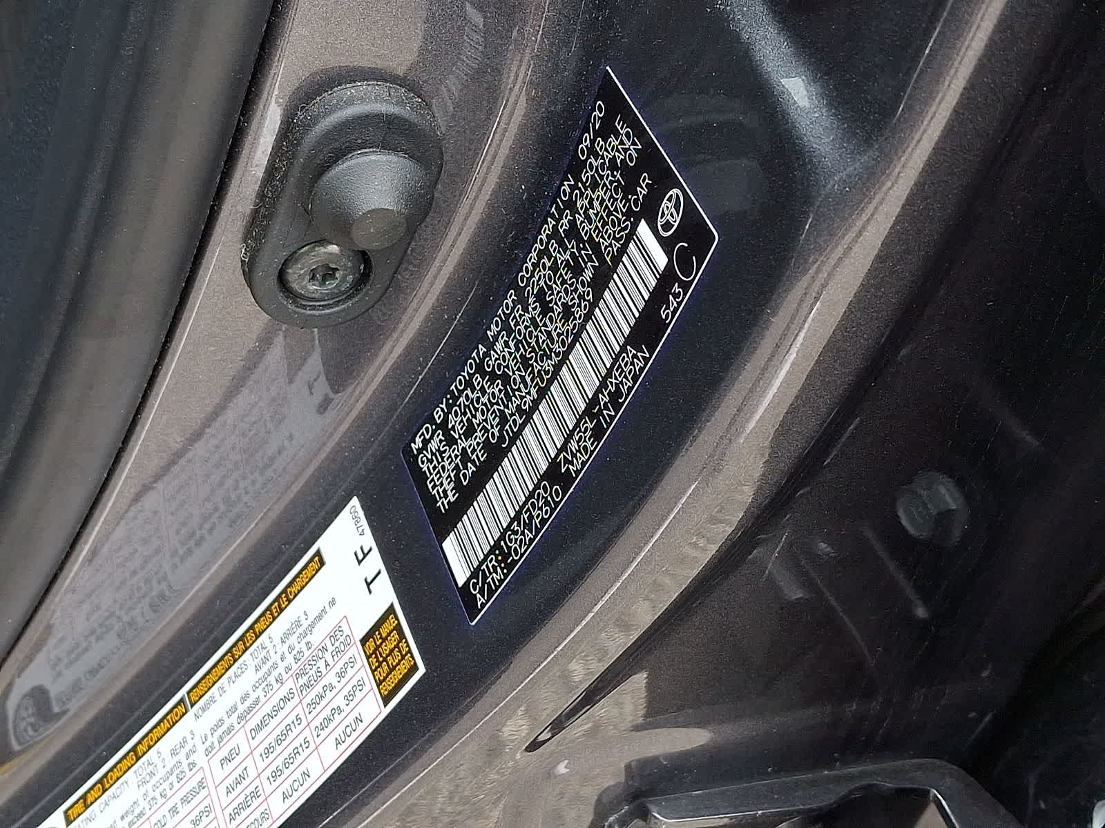 Thumbnail: 2021 Toyota Prius - 30