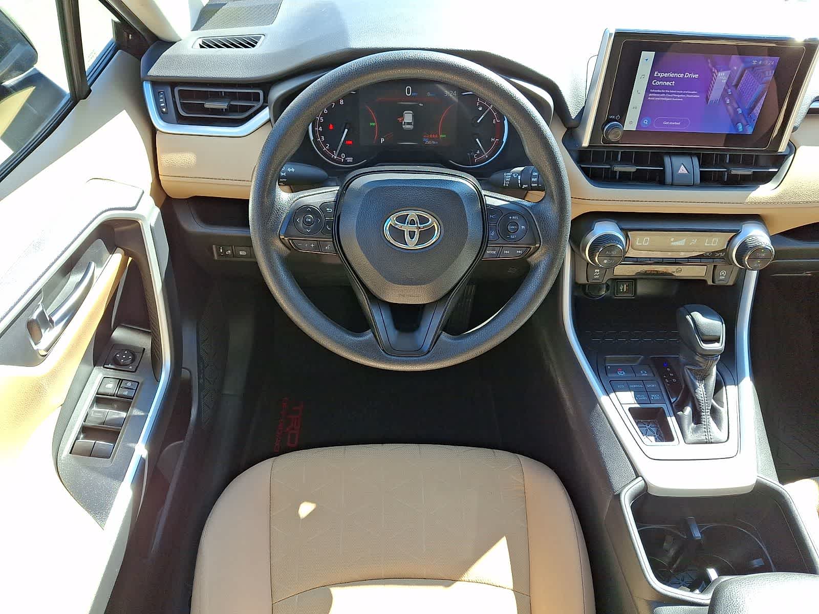 Thumbnail: 2025 Toyota RAV4 - 13