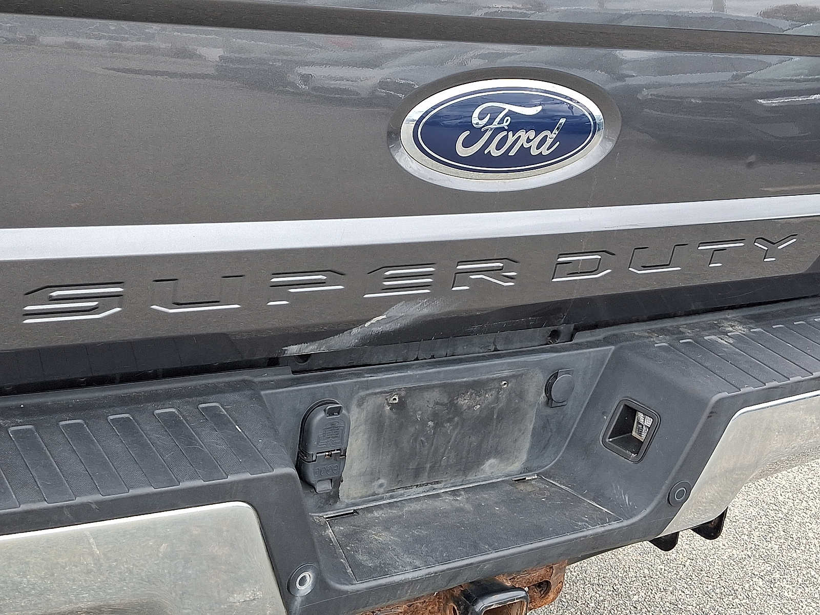 Thumbnail: 2019 Ford F-350 - 28