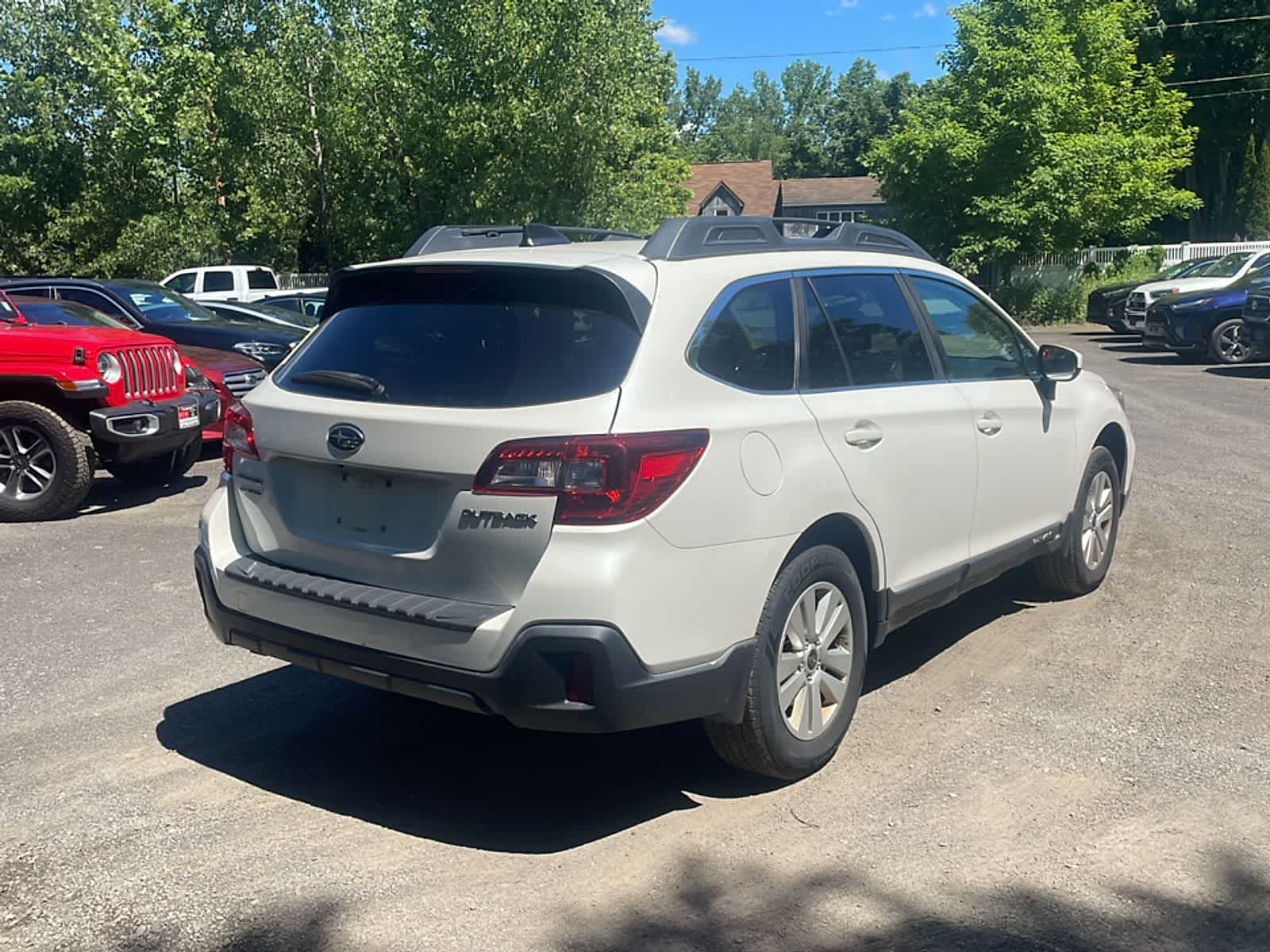 Thumbnail: 2018 Subaru Outback - 8