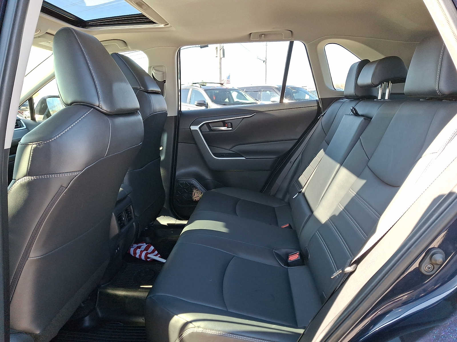 Thumbnail: 2021 Toyota RAV4 - 13