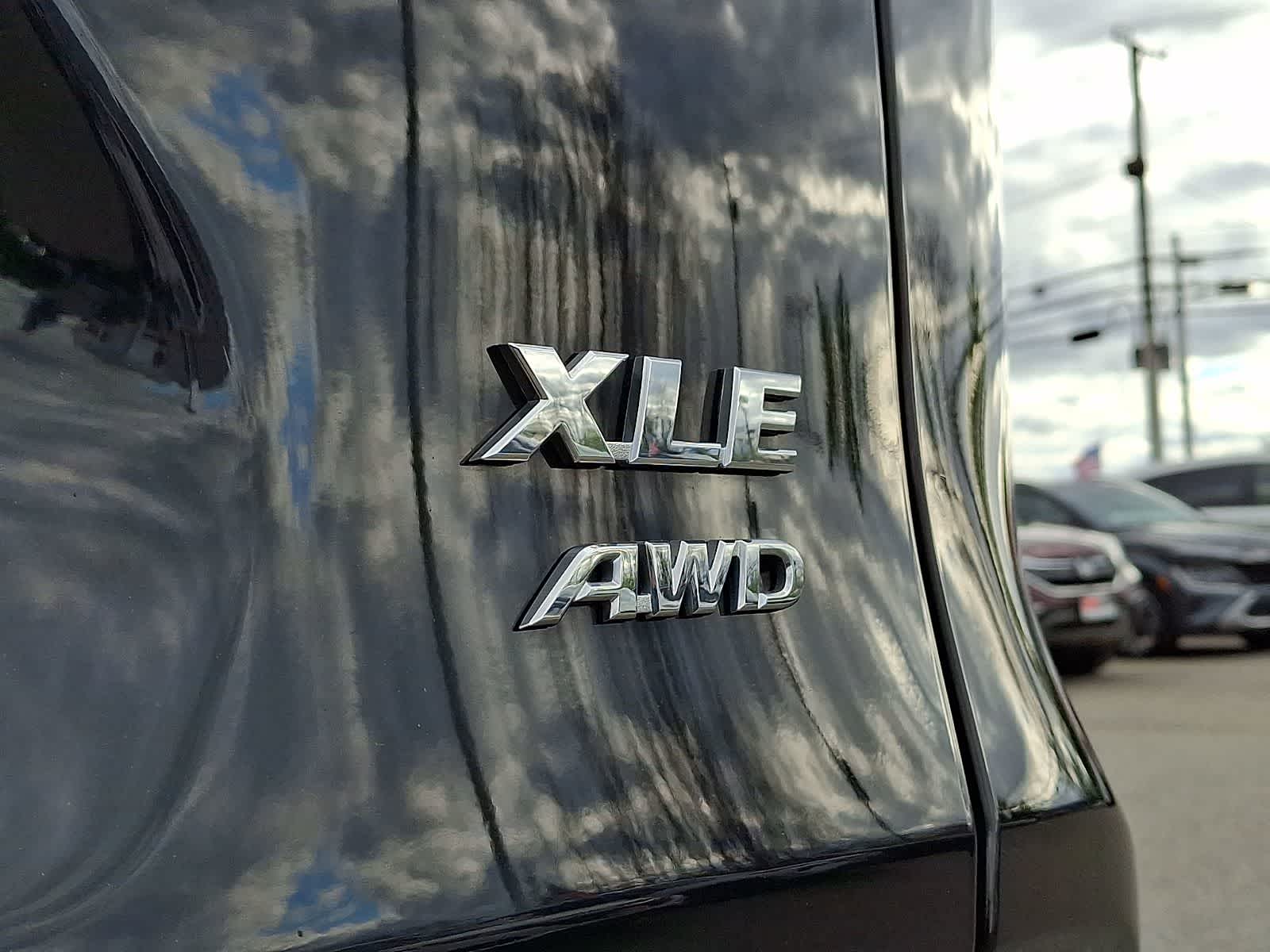 Thumbnail: 2024 Toyota RAV4 - 33