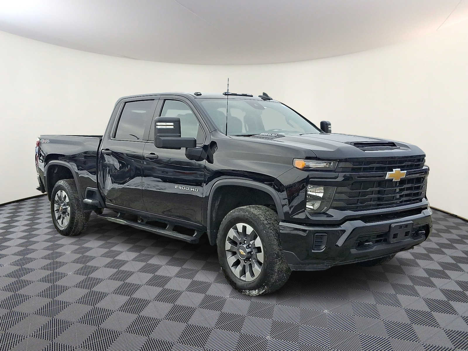 Thumbnail: 2024 Chevrolet Silverado 2500 - 4